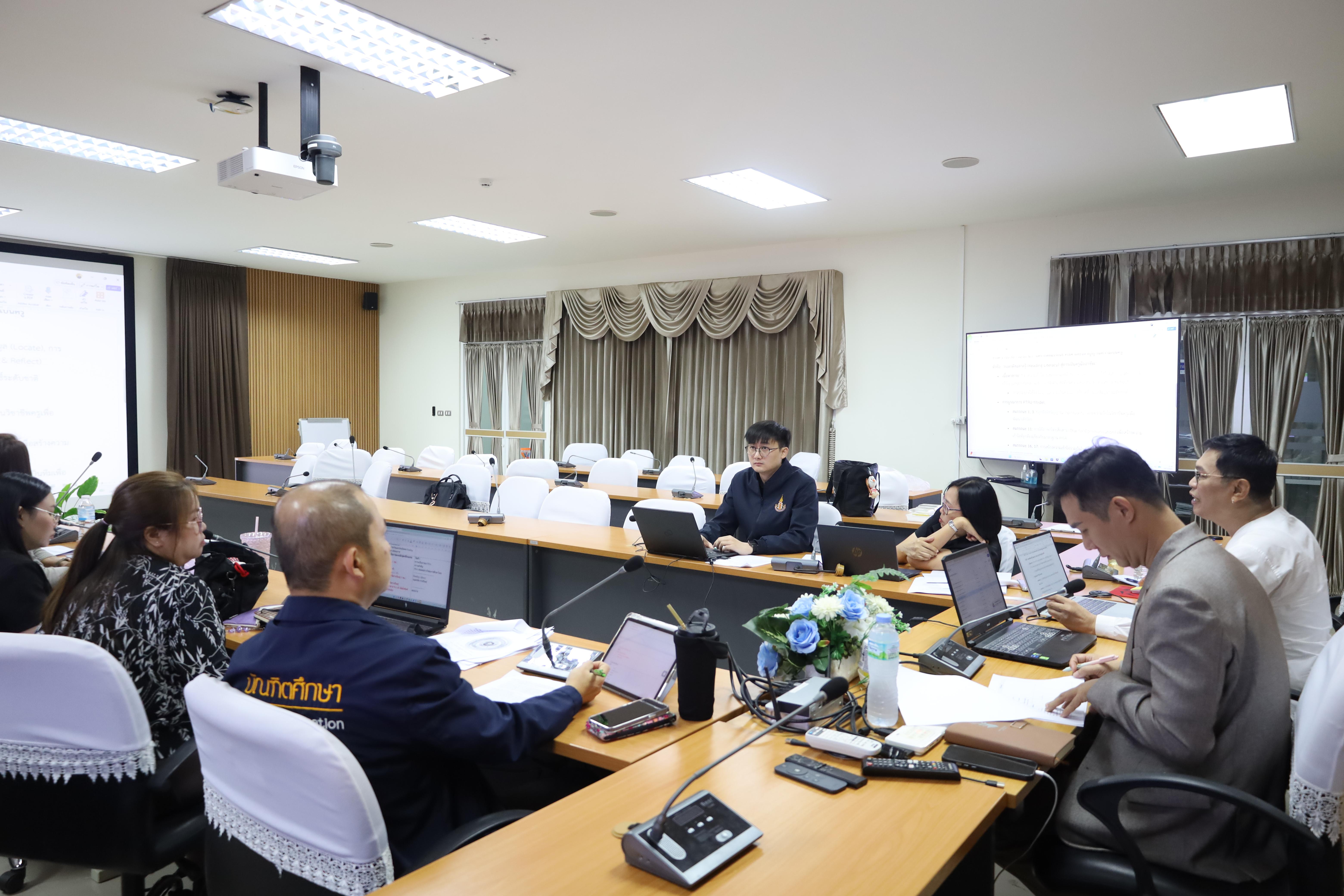 36. โครงการพัฒนารูปแบบหลักสูตรเพื่อเสริมสร้างความฉลาดรู้และคุณลักษณะ 4 ประการ PTRU Model