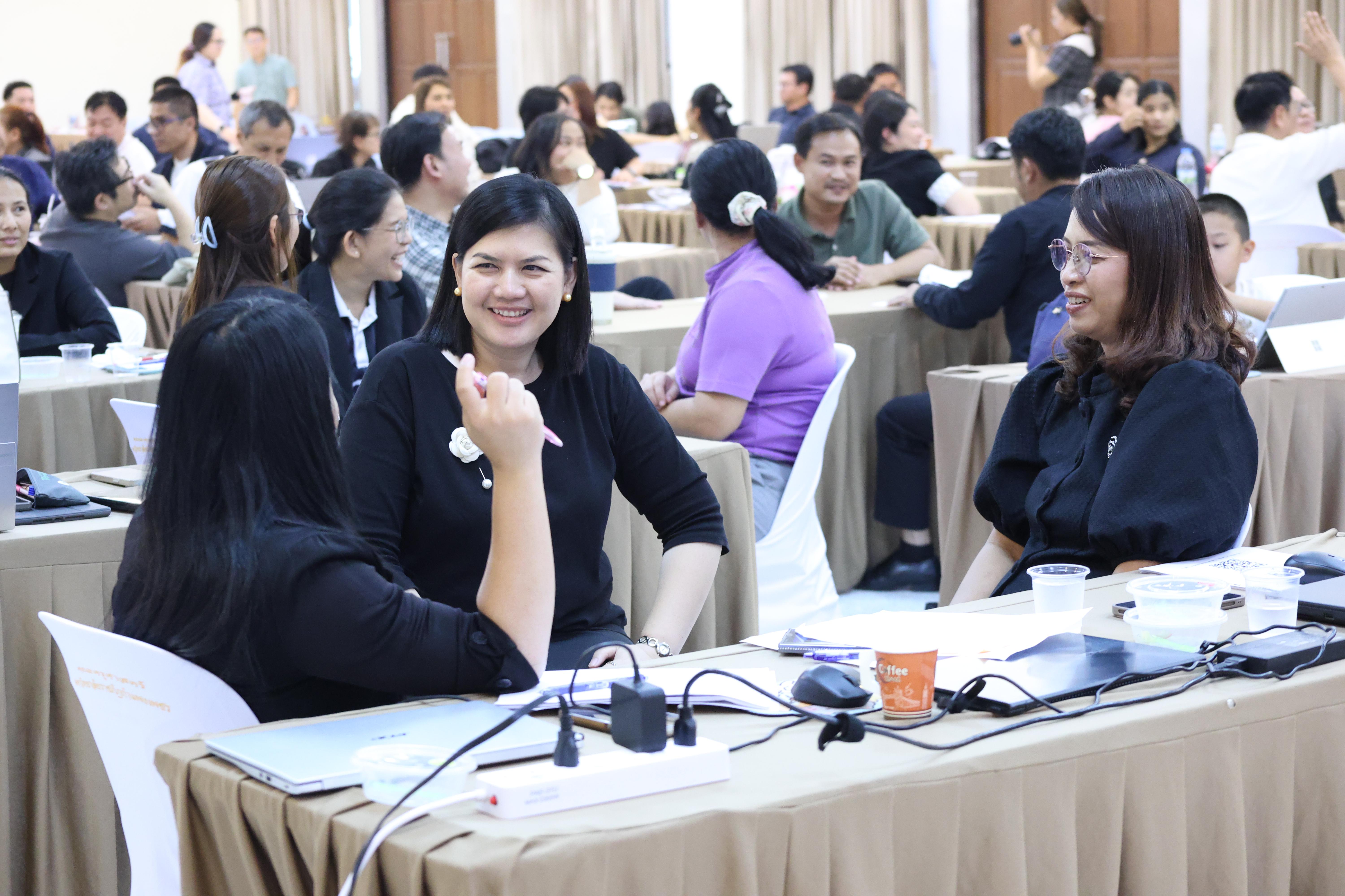 305. วันที่ 30 มี.ค.2569 พิธีเปิดโครงการพัฒนาสมรรถนะครูของครูมหาวิทยาลัยราชภัฏ 38 แห่ง จัดโดยคณะครุศาสตร์ มหาวิทยาลัยราชภัฏกำแพงเพชร