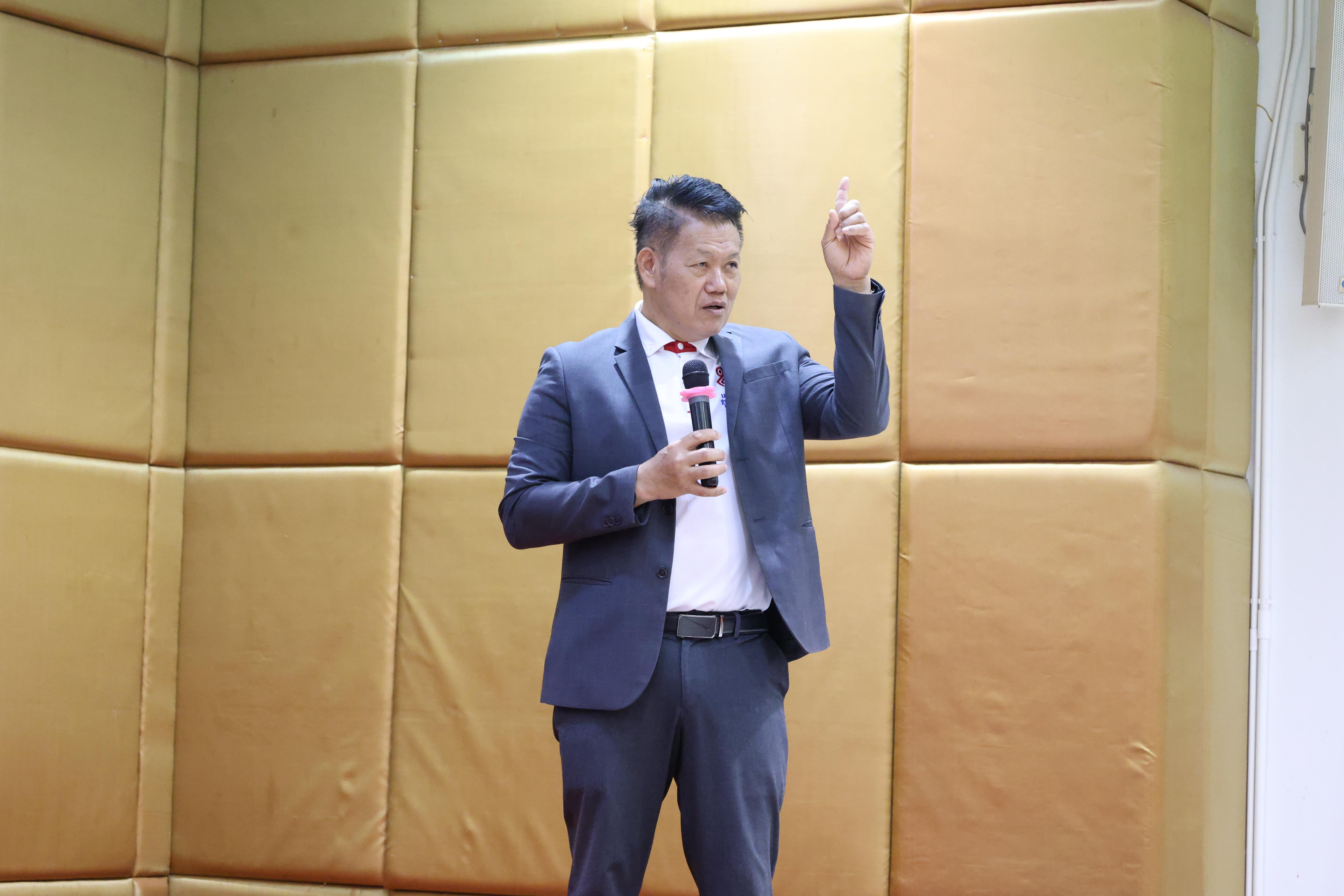 26. กิจกรรมอบรมเชิงปฏิบัติการ เรื่อง พัฒนาทักษะการทำวิจัยอย่างไรให้สำเร็จ และติดตามความก้าวหน้าการทำวิทยานิพนธ์/การค้นคว้าอิสระ สำหรับนักศึกษาระดับบัณฑิตศึกษา สาขาวิชาการบริหารการศึกษา