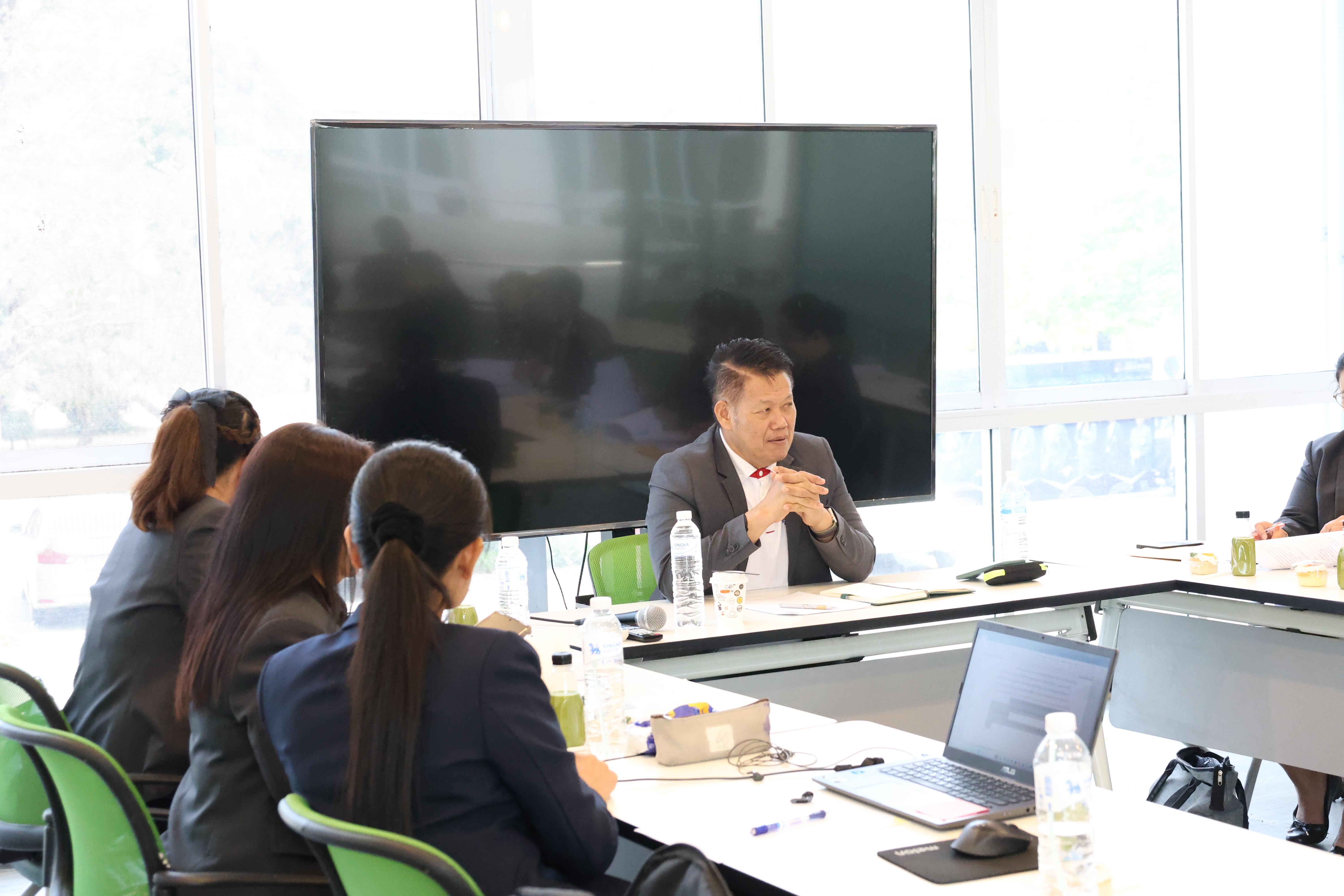 62. กิจกรรมอบรมเชิงปฏิบัติการ เรื่อง พัฒนาทักษะการทำวิจัยอย่างไรให้สำเร็จ และติดตามความก้าวหน้าการทำวิทยานิพนธ์/การค้นคว้าอิสระ สำหรับนักศึกษาระดับบัณฑิตศึกษา สาขาวิชาการบริหารการศึกษา