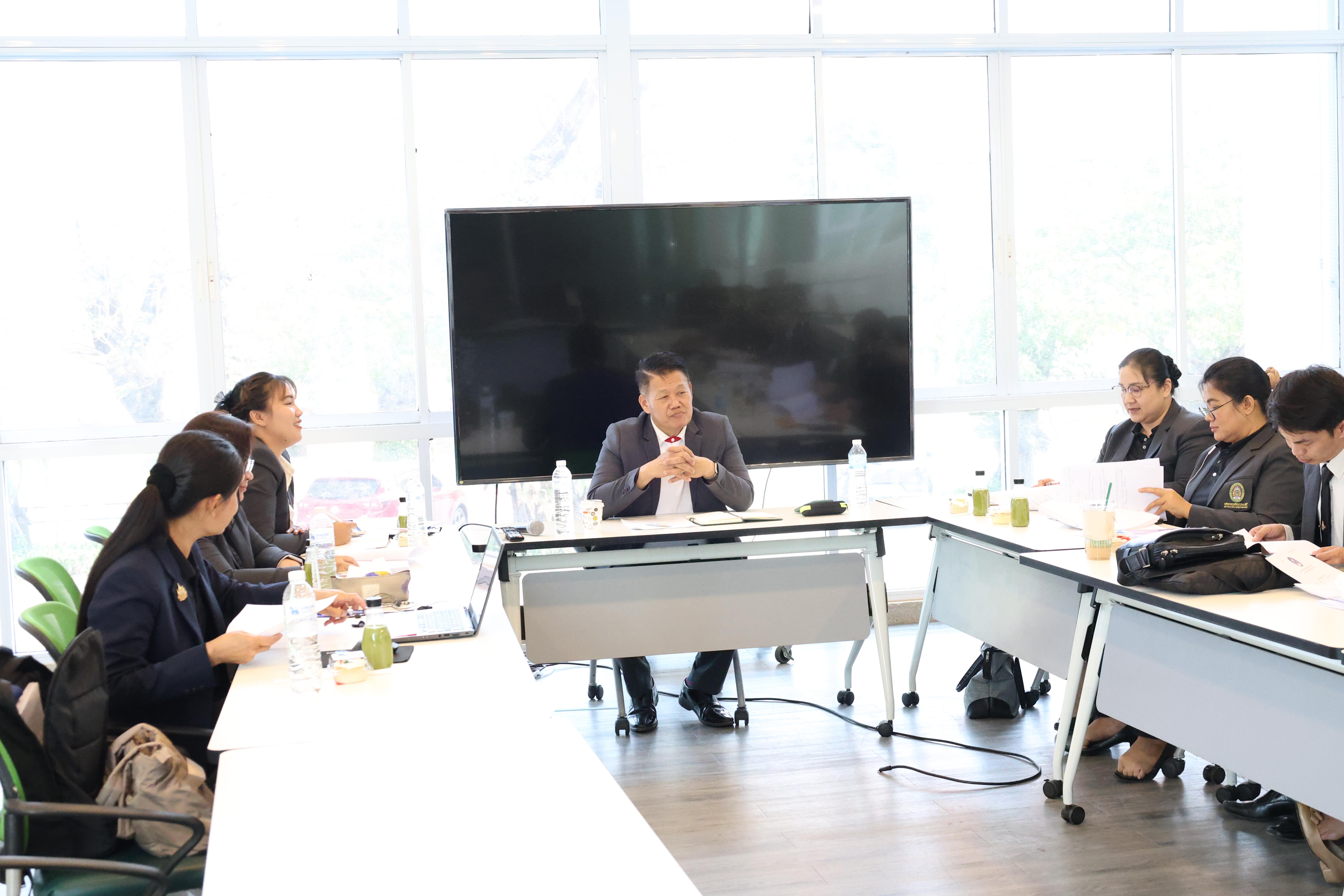 67. กิจกรรมอบรมเชิงปฏิบัติการ เรื่อง พัฒนาทักษะการทำวิจัยอย่างไรให้สำเร็จ และติดตามความก้าวหน้าการทำวิทยานิพนธ์/การค้นคว้าอิสระ สำหรับนักศึกษาระดับบัณฑิตศึกษา สาขาวิชาการบริหารการศึกษา