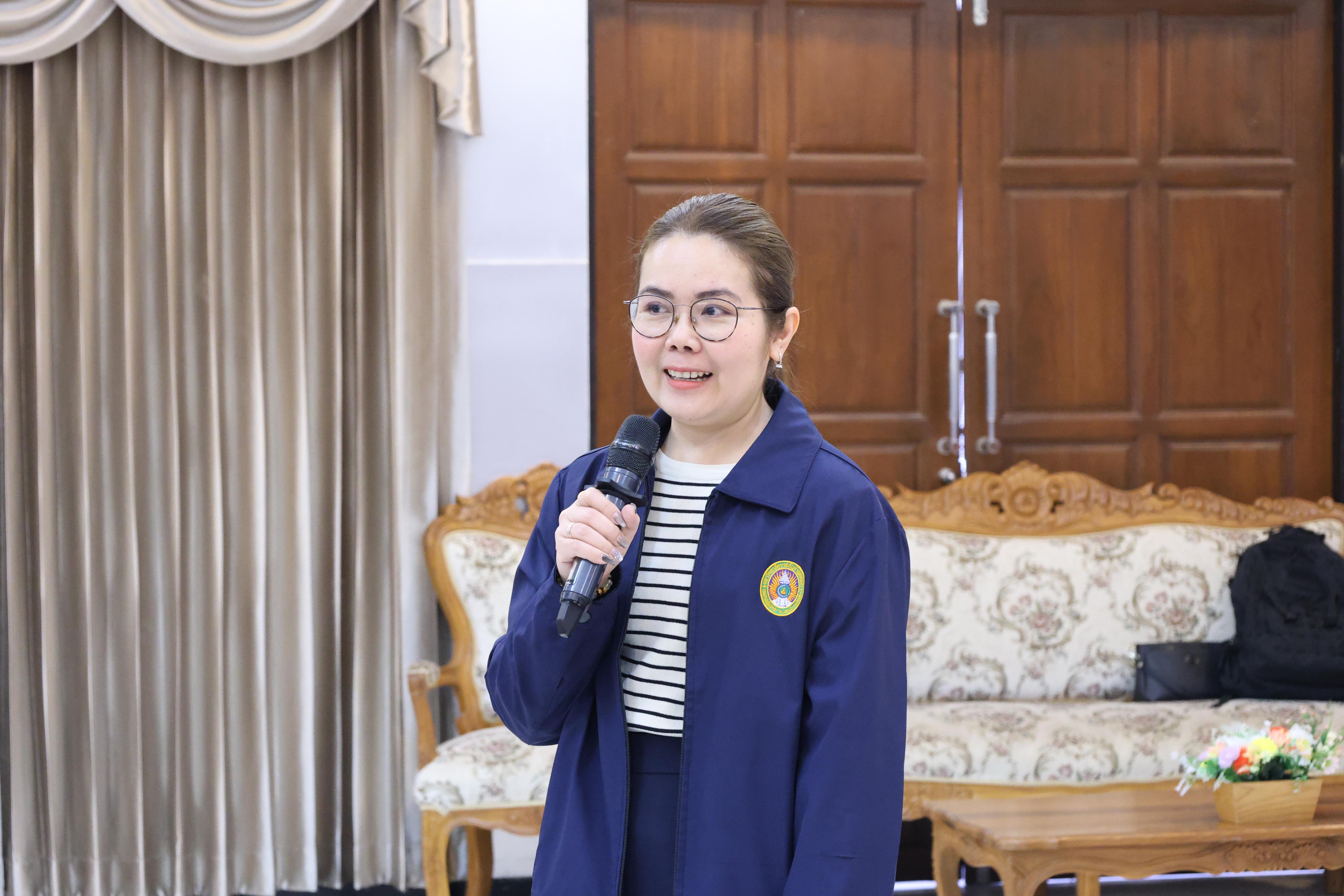 50. จัดโครงการเพื่อพัฒนาพัฒนาสมรรถนะครูของครูสำหรับอาจารย์ผู้สอน และอาจารย์นิเทศหลักสูตรครุศาสตรบัณฑิต ที่มีและยังไม่มีวุฒิทางการศึกษา