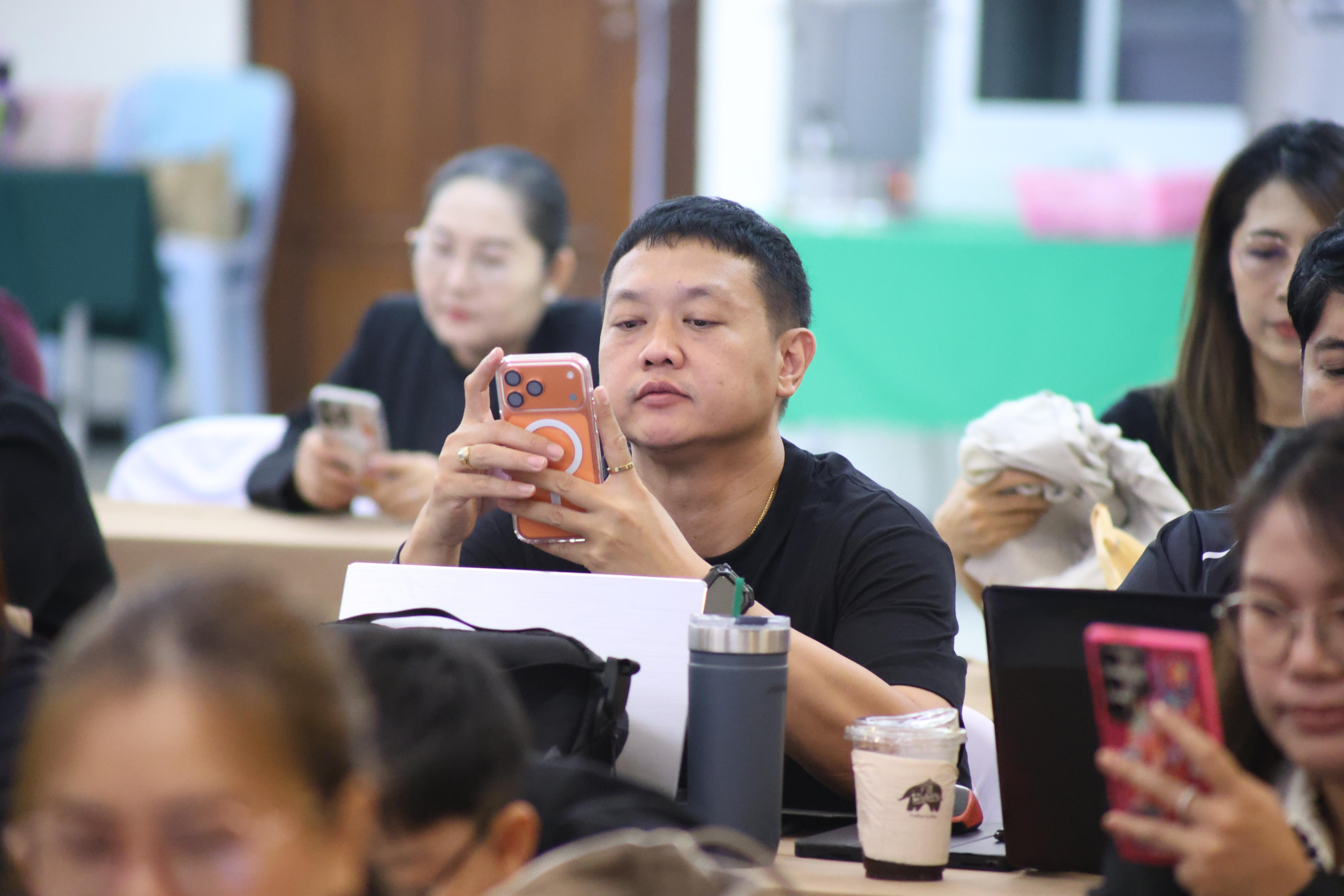 73. จัดโครงการเพื่อพัฒนาพัฒนาสมรรถนะครูของครูสำหรับอาจารย์ผู้สอน และอาจารย์นิเทศหลักสูตรครุศาสตรบัณฑิต ที่มีและยังไม่มีวุฒิทางการศึกษา