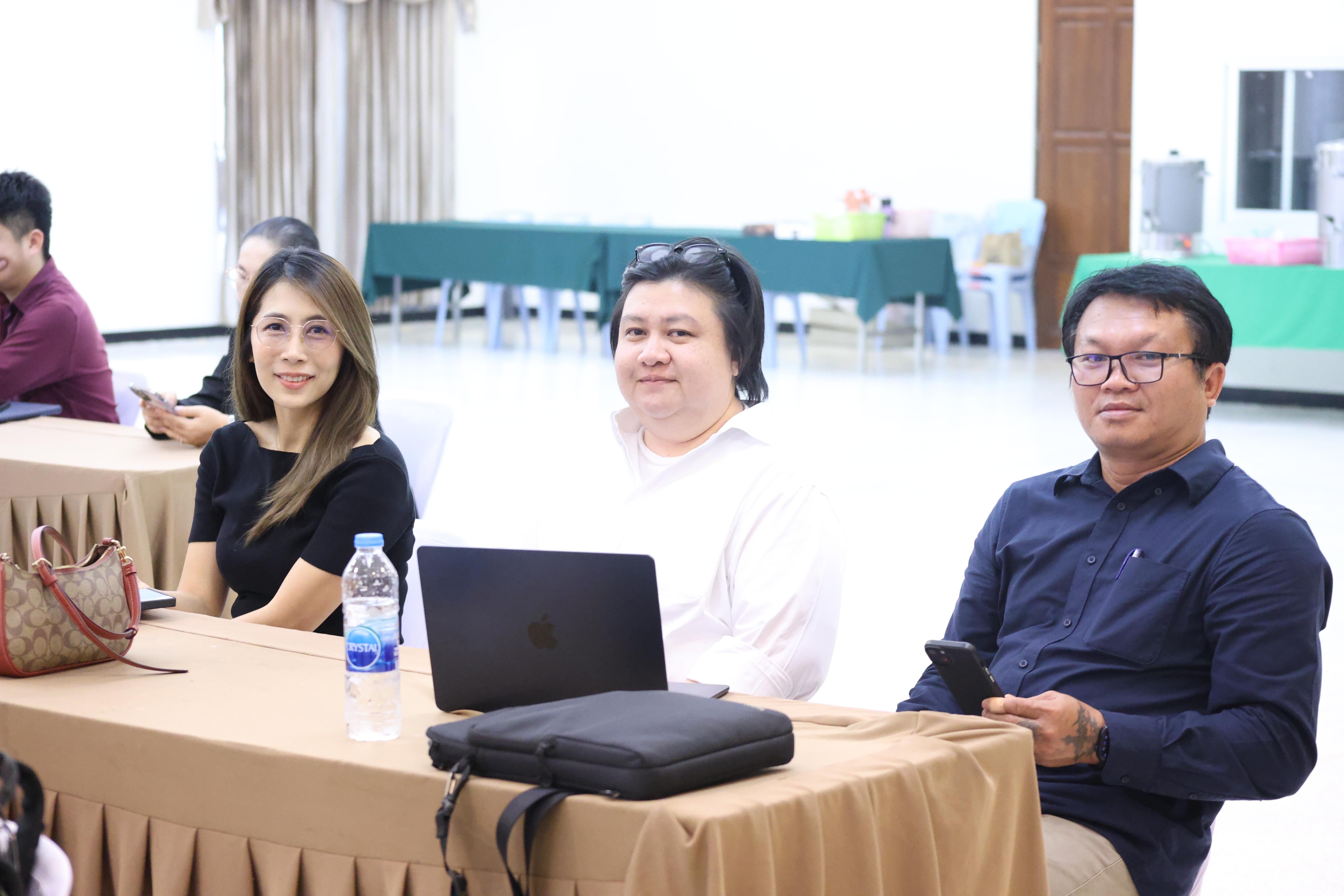 84. จัดโครงการเพื่อพัฒนาพัฒนาสมรรถนะครูของครูสำหรับอาจารย์ผู้สอน และอาจารย์นิเทศหลักสูตรครุศาสตรบัณฑิต ที่มีและยังไม่มีวุฒิทางการศึกษา