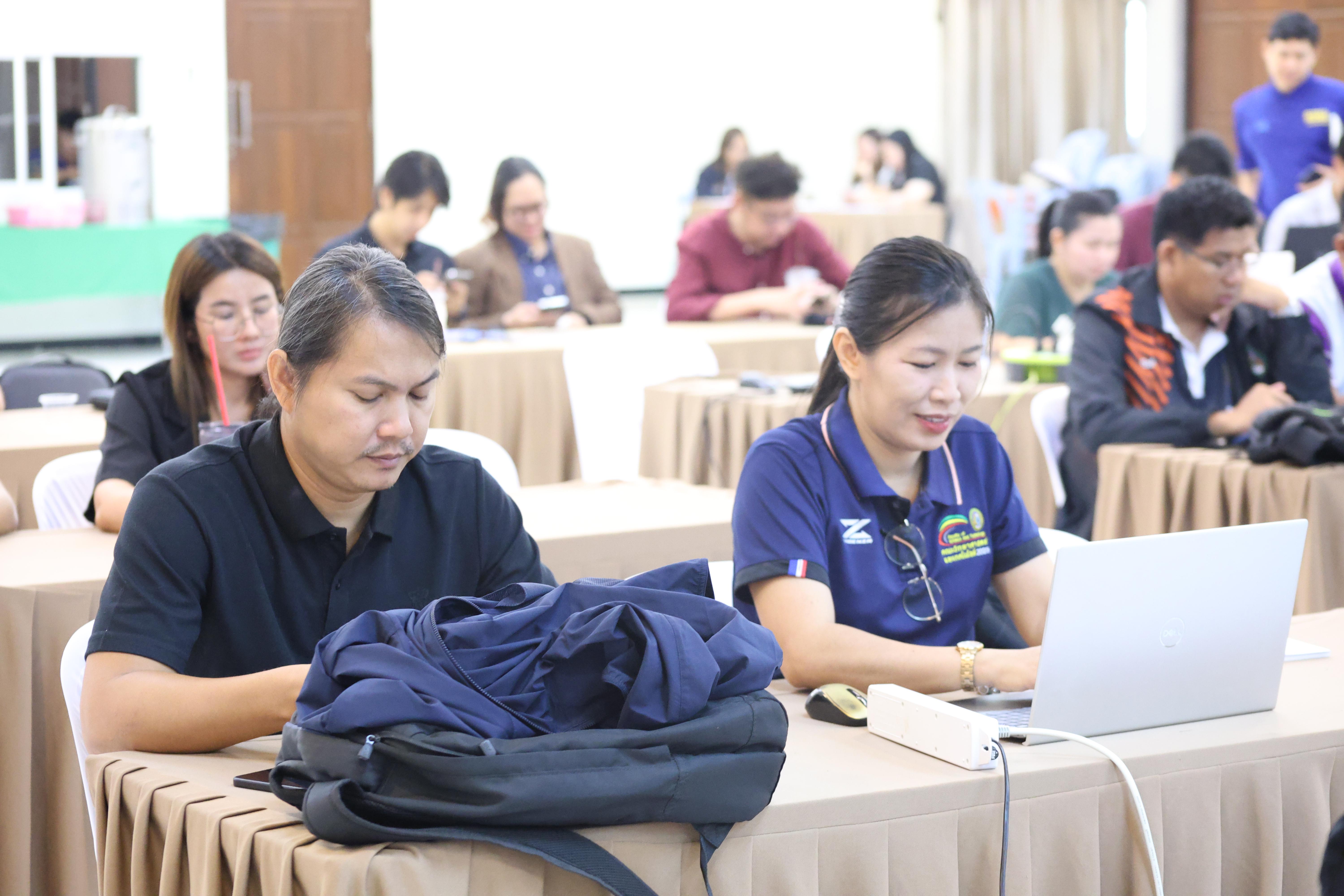 113. จัดโครงการเพื่อพัฒนาพัฒนาสมรรถนะครูของครูสำหรับอาจารย์ผู้สอน และอาจารย์นิเทศหลักสูตรครุศาสตรบัณฑิต ที่มีและยังไม่มีวุฒิทางการศึกษา