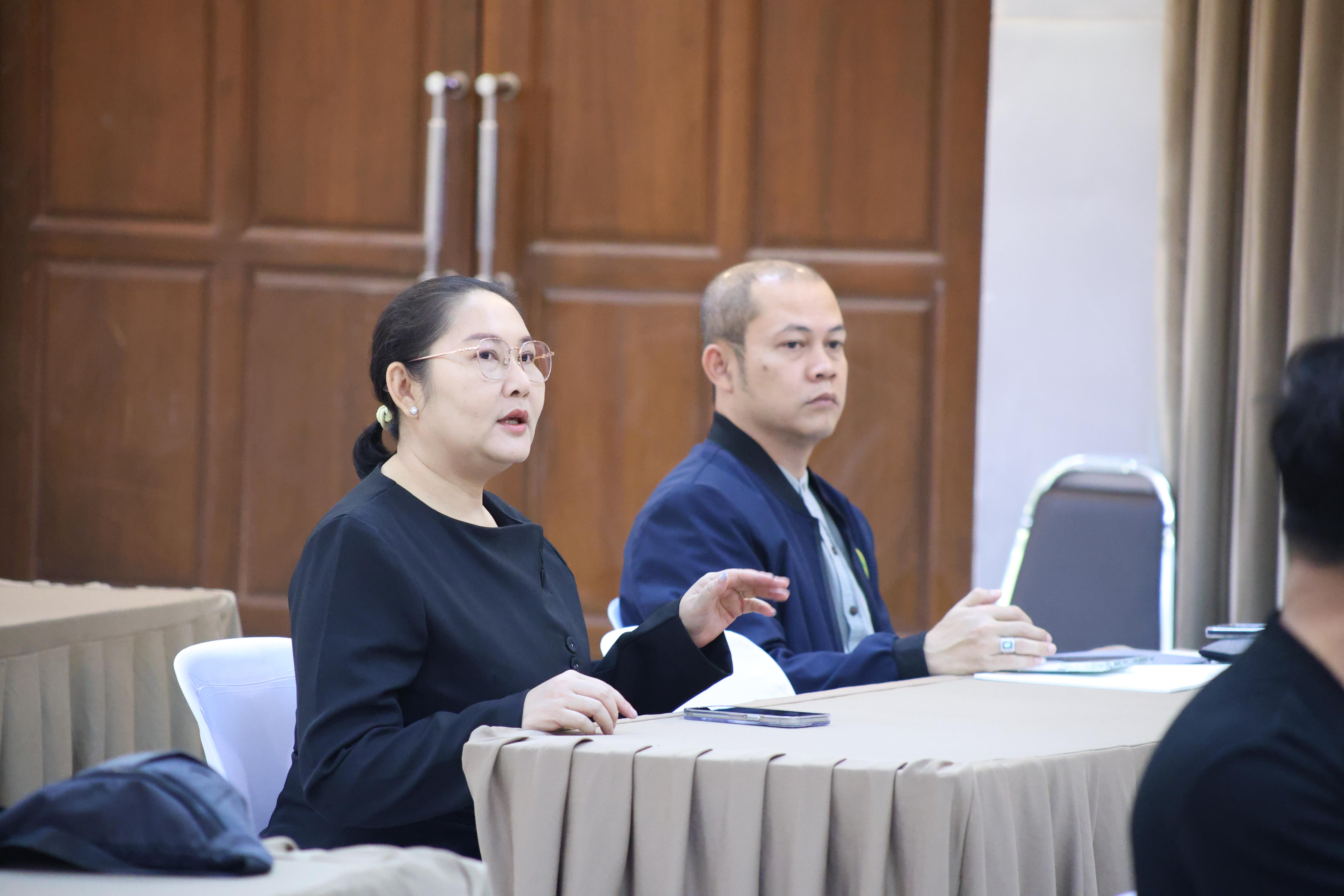 122. จัดโครงการเพื่อพัฒนาพัฒนาสมรรถนะครูของครูสำหรับอาจารย์ผู้สอน และอาจารย์นิเทศหลักสูตรครุศาสตรบัณฑิต ที่มีและยังไม่มีวุฒิทางการศึกษา