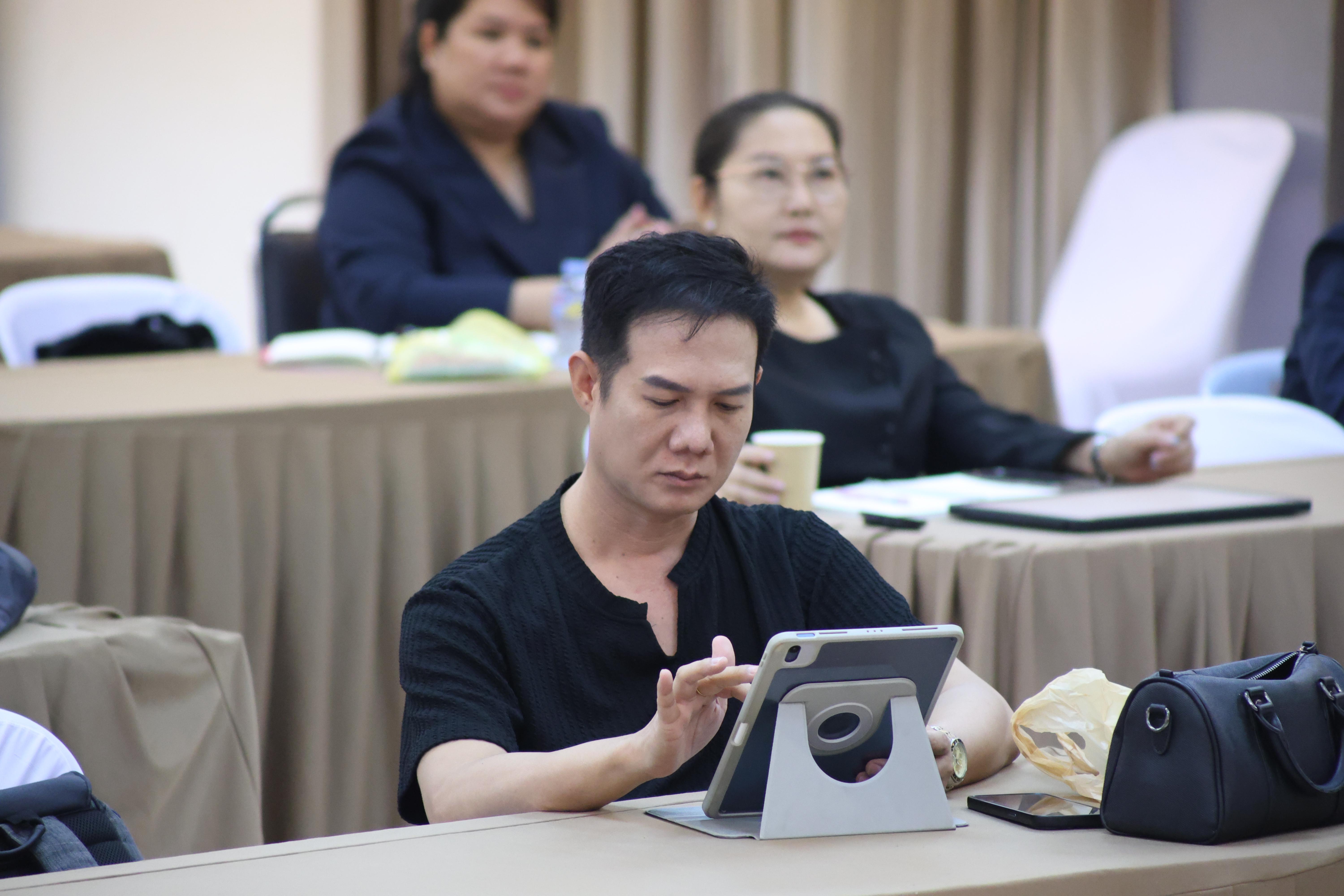 164. จัดโครงการเพื่อพัฒนาพัฒนาสมรรถนะครูของครูสำหรับอาจารย์ผู้สอน และอาจารย์นิเทศหลักสูตรครุศาสตรบัณฑิต ที่มีและยังไม่มีวุฒิทางการศึกษา