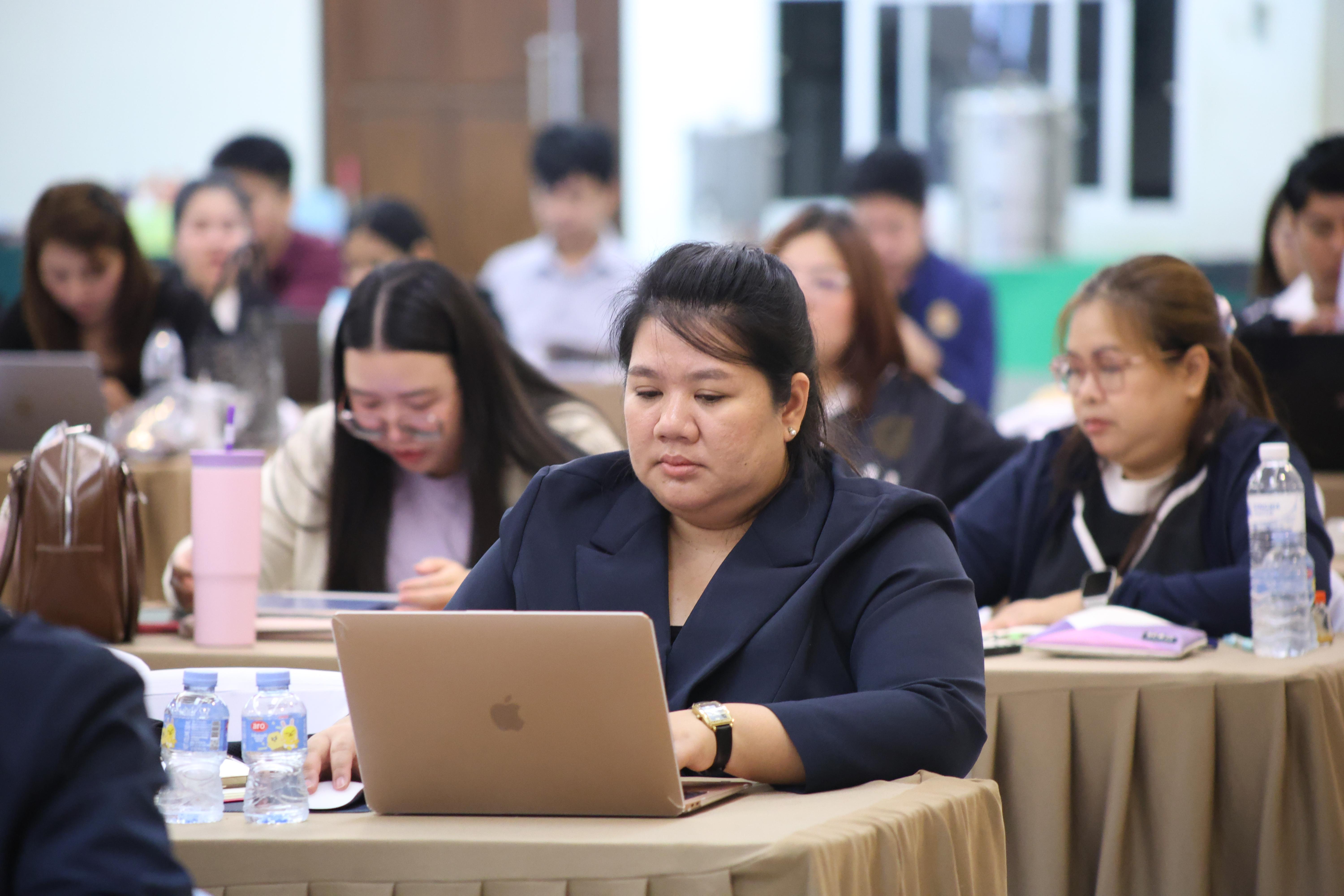 172. จัดโครงการเพื่อพัฒนาพัฒนาสมรรถนะครูของครูสำหรับอาจารย์ผู้สอน และอาจารย์นิเทศหลักสูตรครุศาสตรบัณฑิต ที่มีและยังไม่มีวุฒิทางการศึกษา