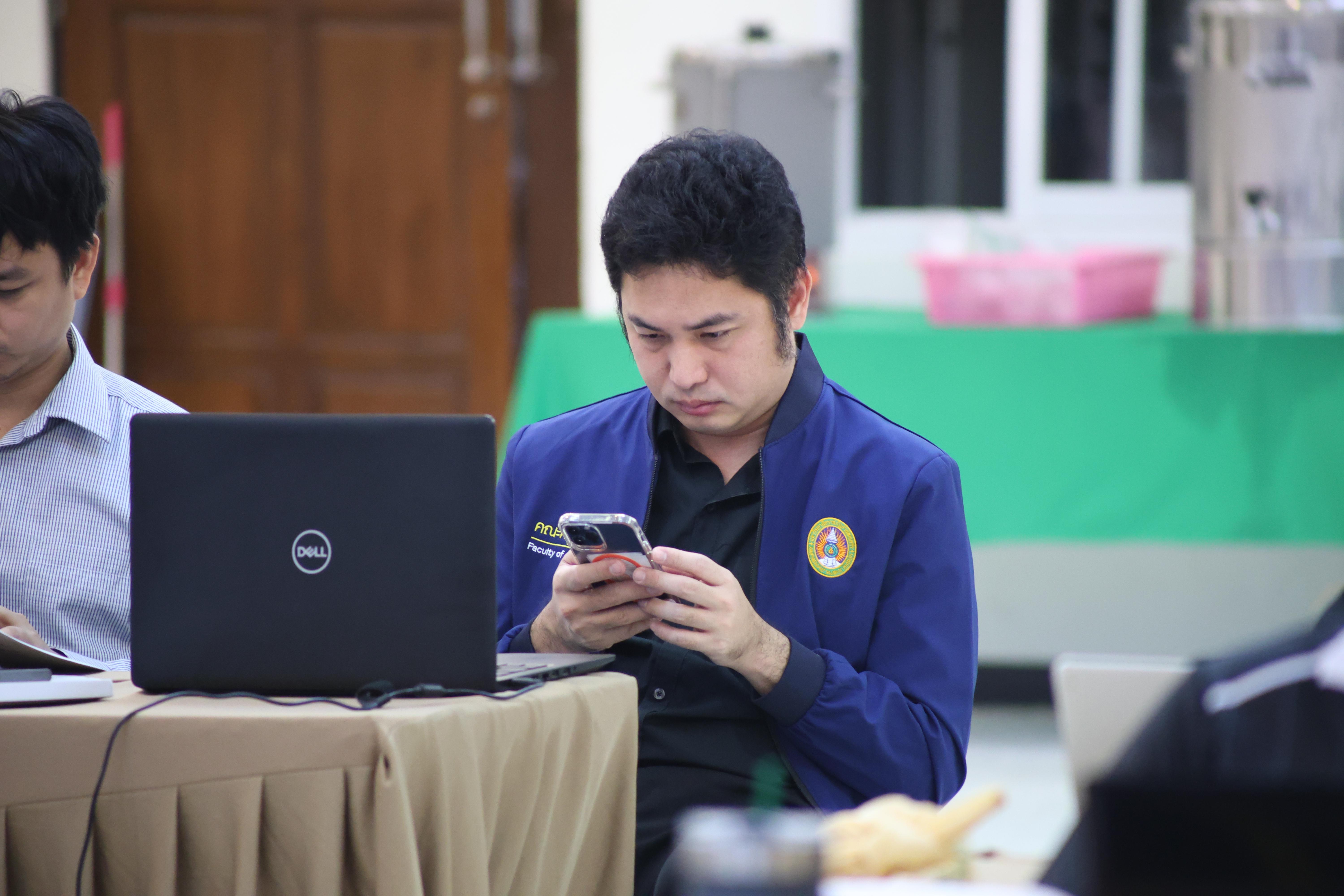 173. จัดโครงการเพื่อพัฒนาพัฒนาสมรรถนะครูของครูสำหรับอาจารย์ผู้สอน และอาจารย์นิเทศหลักสูตรครุศาสตรบัณฑิต ที่มีและยังไม่มีวุฒิทางการศึกษา