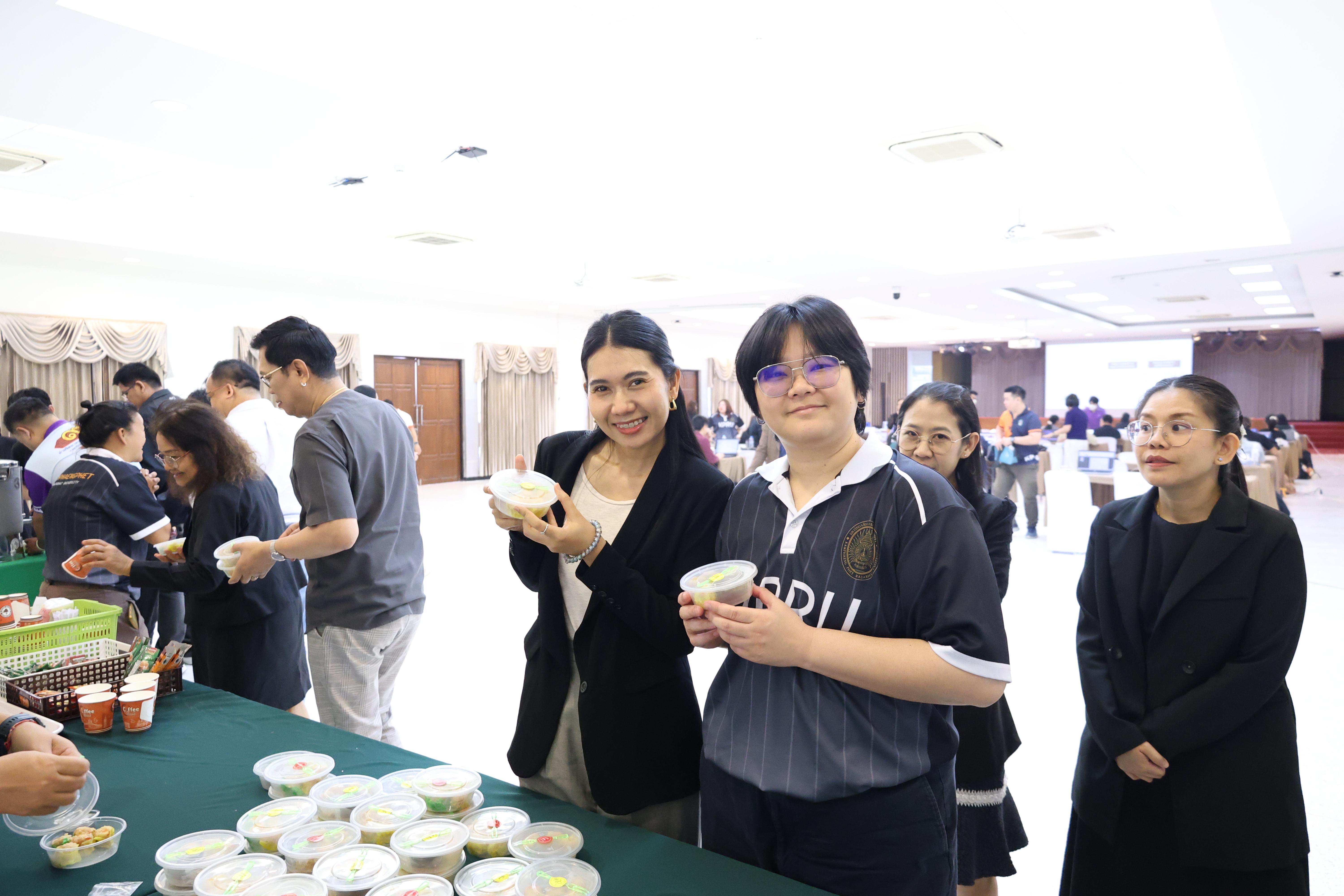 201. จัดโครงการเพื่อพัฒนาพัฒนาสมรรถนะครูของครูสำหรับอาจารย์ผู้สอน และอาจารย์นิเทศหลักสูตรครุศาสตรบัณฑิต ที่มีและยังไม่มีวุฒิทางการศึกษา