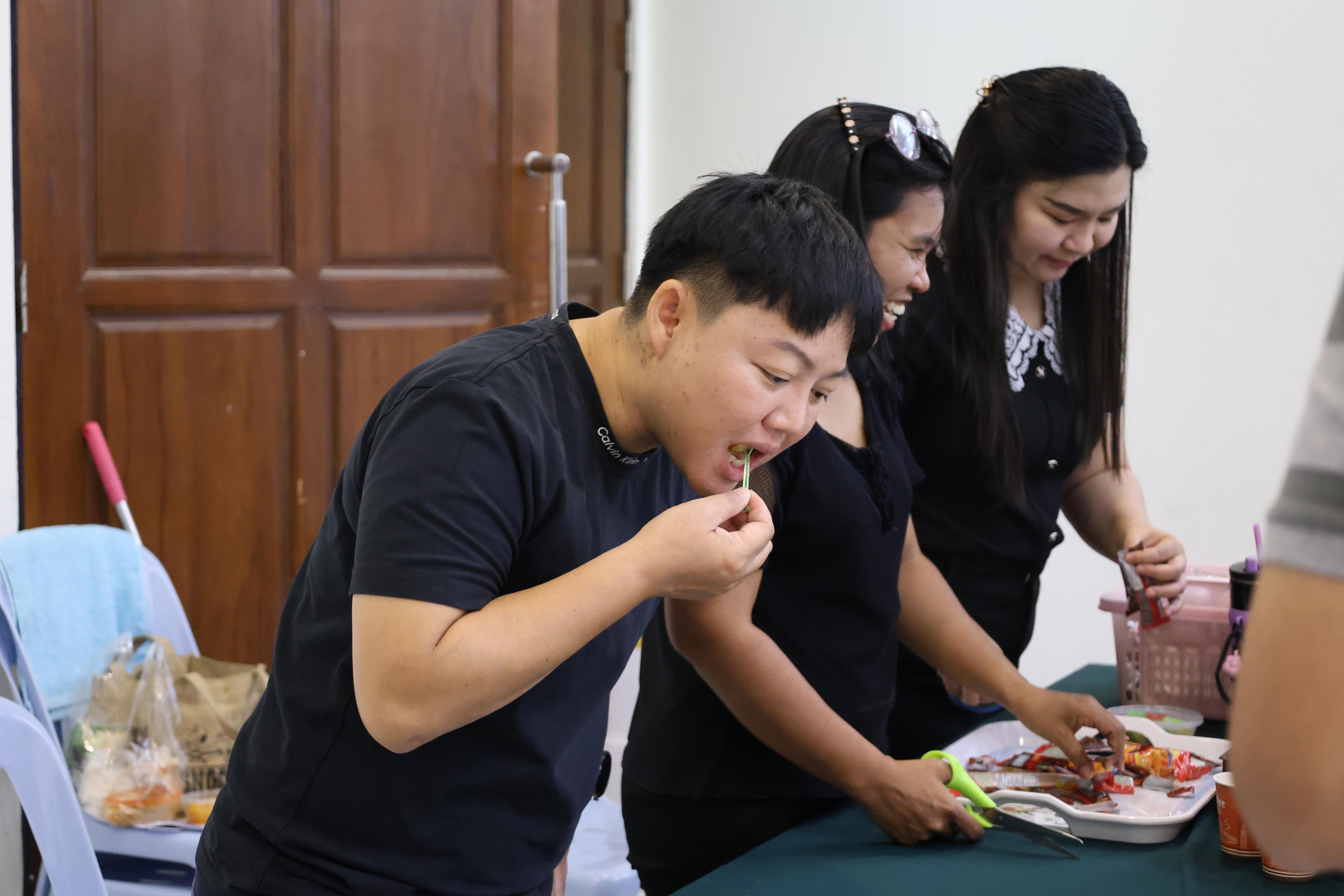 206. จัดโครงการเพื่อพัฒนาพัฒนาสมรรถนะครูของครูสำหรับอาจารย์ผู้สอน และอาจารย์นิเทศหลักสูตรครุศาสตรบัณฑิต ที่มีและยังไม่มีวุฒิทางการศึกษา