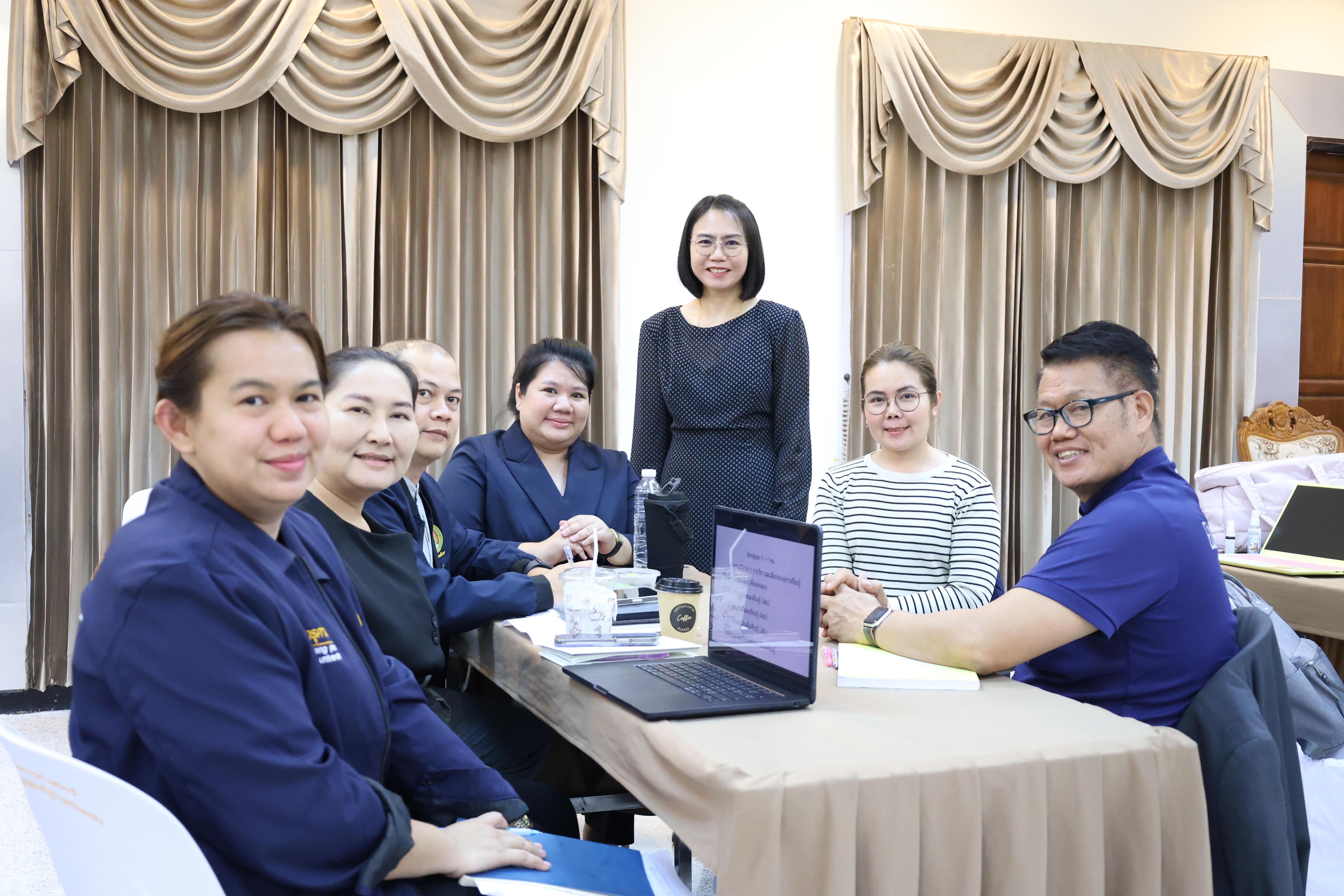 230. จัดโครงการเพื่อพัฒนาพัฒนาสมรรถนะครูของครูสำหรับอาจารย์ผู้สอน และอาจารย์นิเทศหลักสูตรครุศาสตรบัณฑิต ที่มีและยังไม่มีวุฒิทางการศึกษา