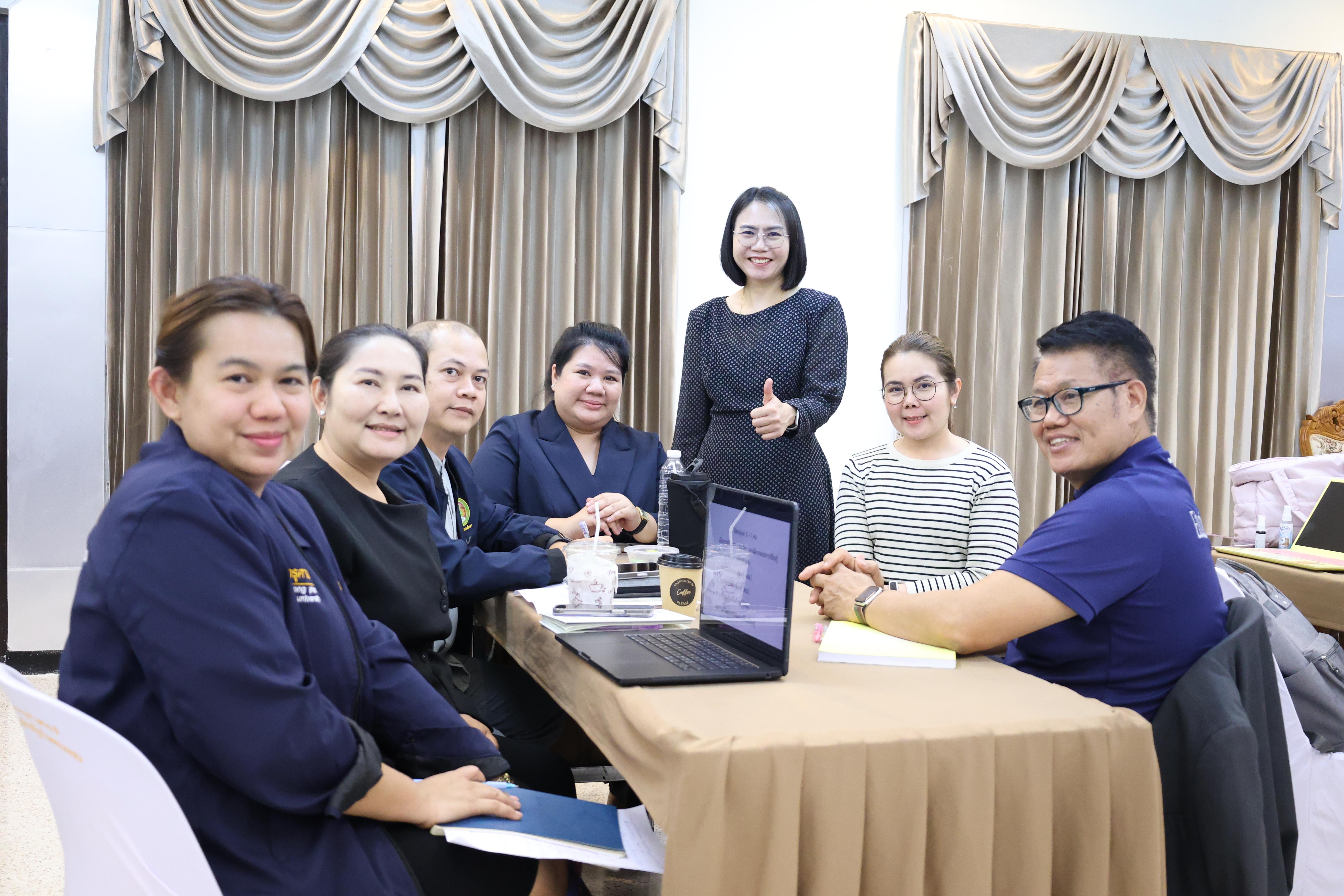 231. จัดโครงการเพื่อพัฒนาพัฒนาสมรรถนะครูของครูสำหรับอาจารย์ผู้สอน และอาจารย์นิเทศหลักสูตรครุศาสตรบัณฑิต ที่มีและยังไม่มีวุฒิทางการศึกษา