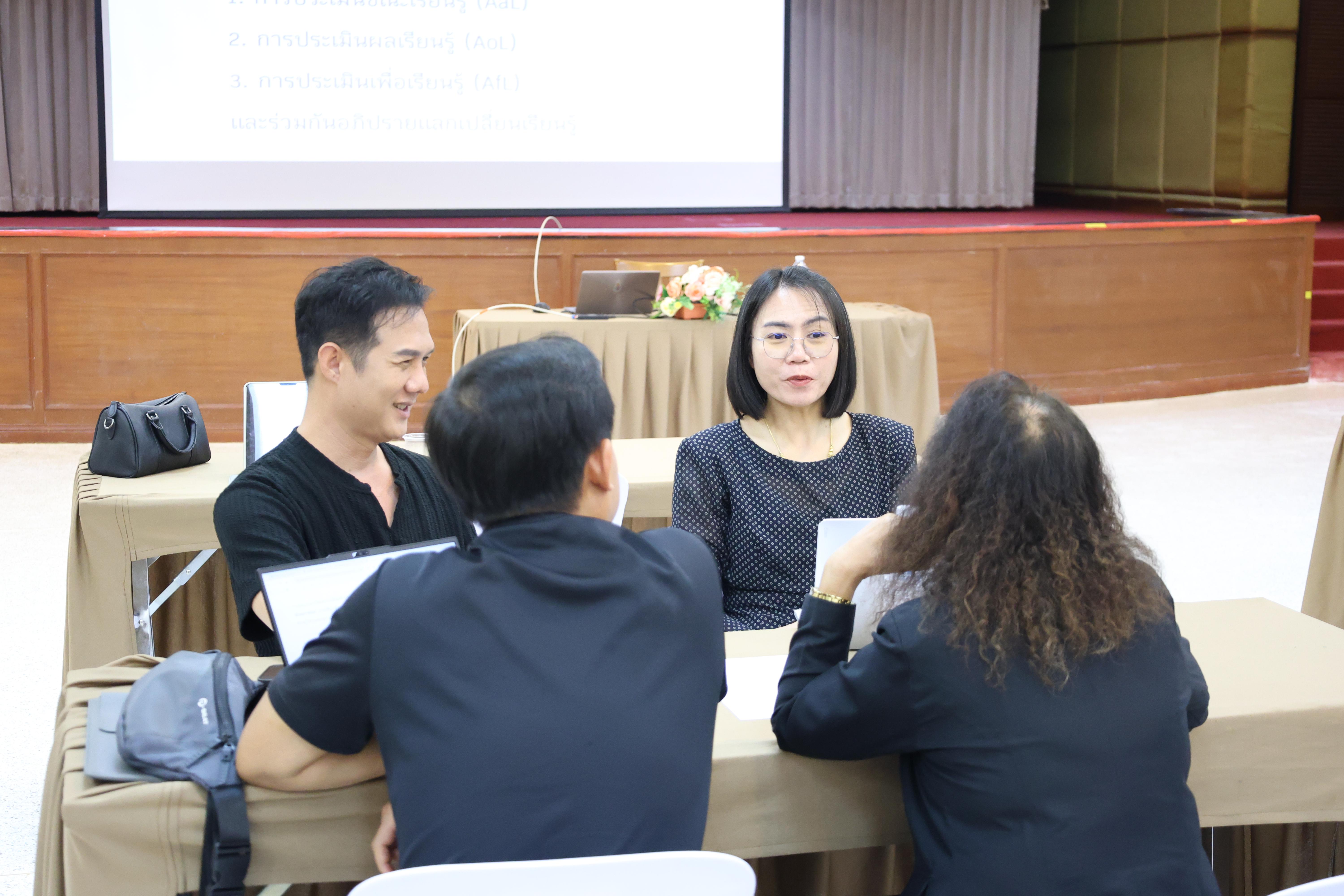 258. จัดโครงการเพื่อพัฒนาพัฒนาสมรรถนะครูของครูสำหรับอาจารย์ผู้สอน และอาจารย์นิเทศหลักสูตรครุศาสตรบัณฑิต ที่มีและยังไม่มีวุฒิทางการศึกษา