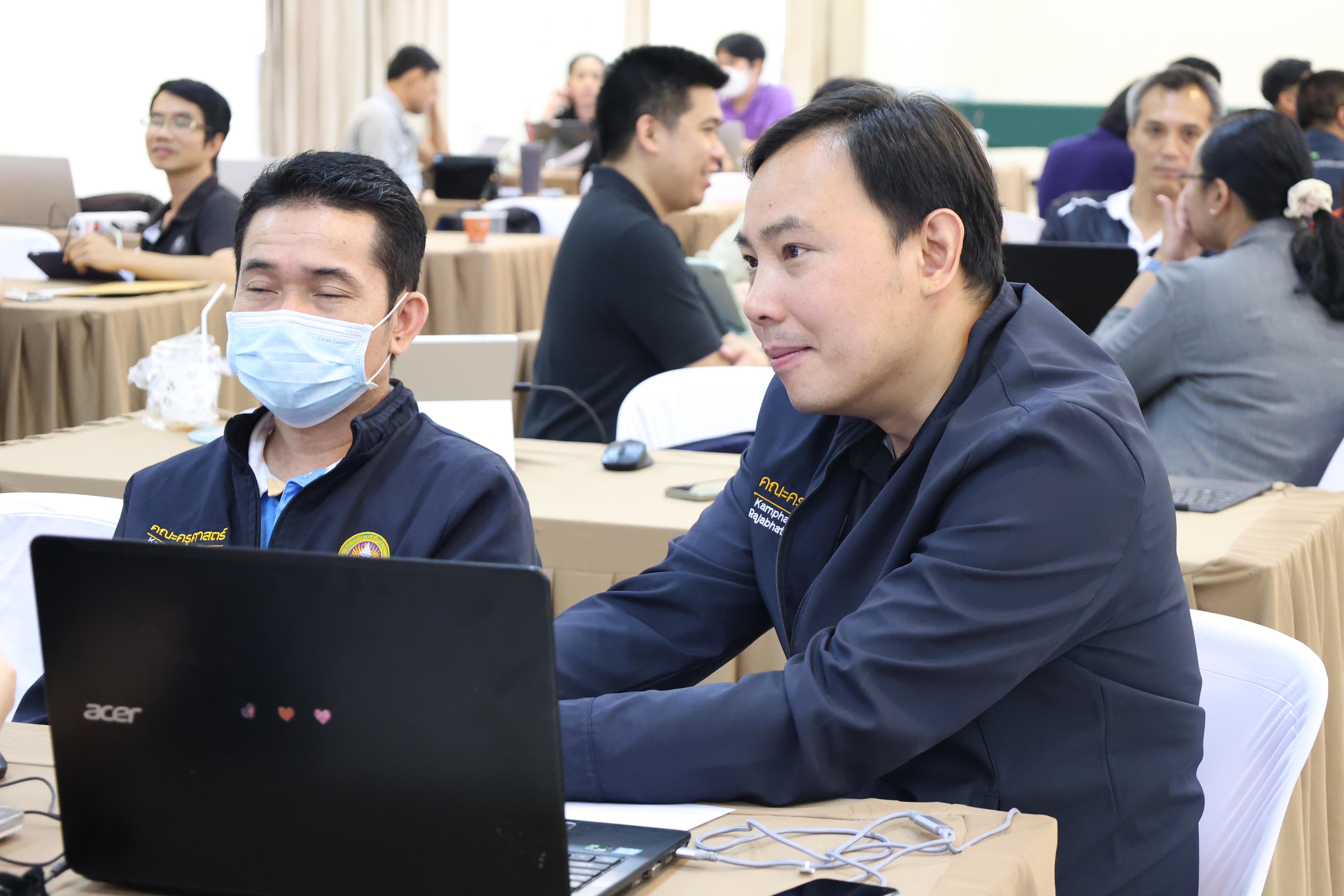 264. จัดโครงการเพื่อพัฒนาพัฒนาสมรรถนะครูของครูสำหรับอาจารย์ผู้สอน และอาจารย์นิเทศหลักสูตรครุศาสตรบัณฑิต ที่มีและยังไม่มีวุฒิทางการศึกษา