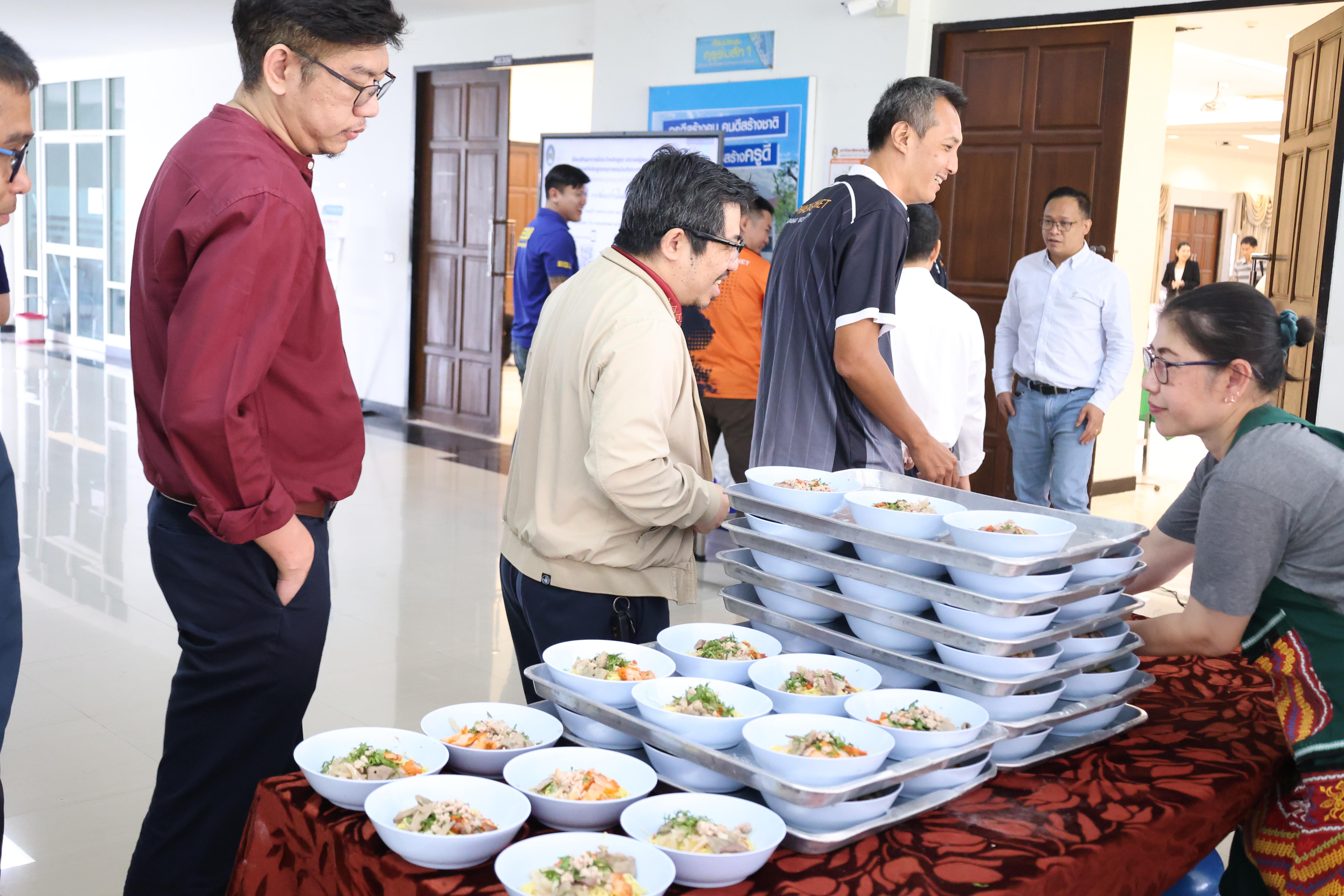 278. จัดโครงการเพื่อพัฒนาพัฒนาสมรรถนะครูของครูสำหรับอาจารย์ผู้สอน และอาจารย์นิเทศหลักสูตรครุศาสตรบัณฑิต ที่มีและยังไม่มีวุฒิทางการศึกษา