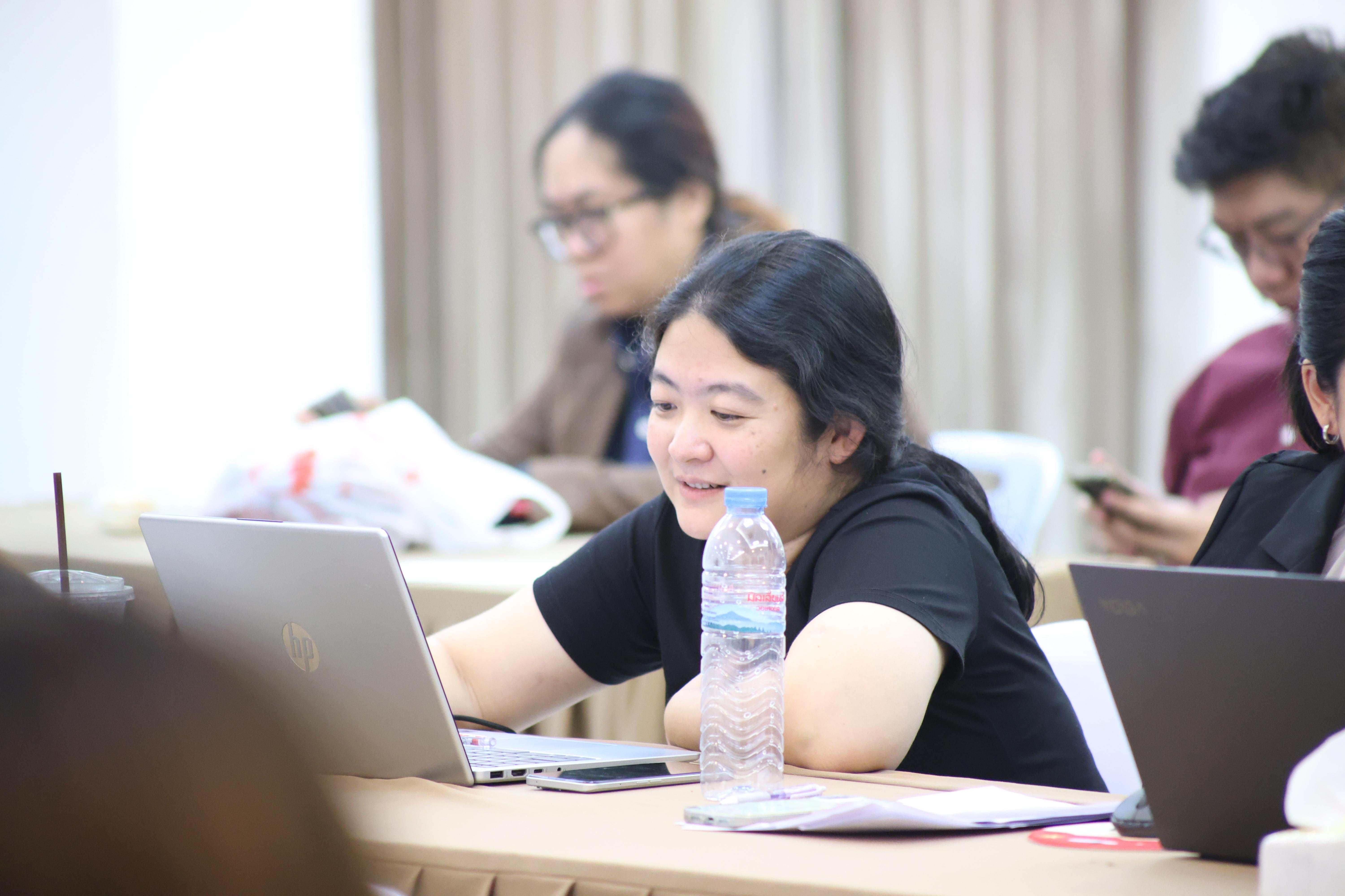 304. จัดโครงการเพื่อพัฒนาพัฒนาสมรรถนะครูของครูสำหรับอาจารย์ผู้สอน และอาจารย์นิเทศหลักสูตรครุศาสตรบัณฑิต ที่มีและยังไม่มีวุฒิทางการศึกษา