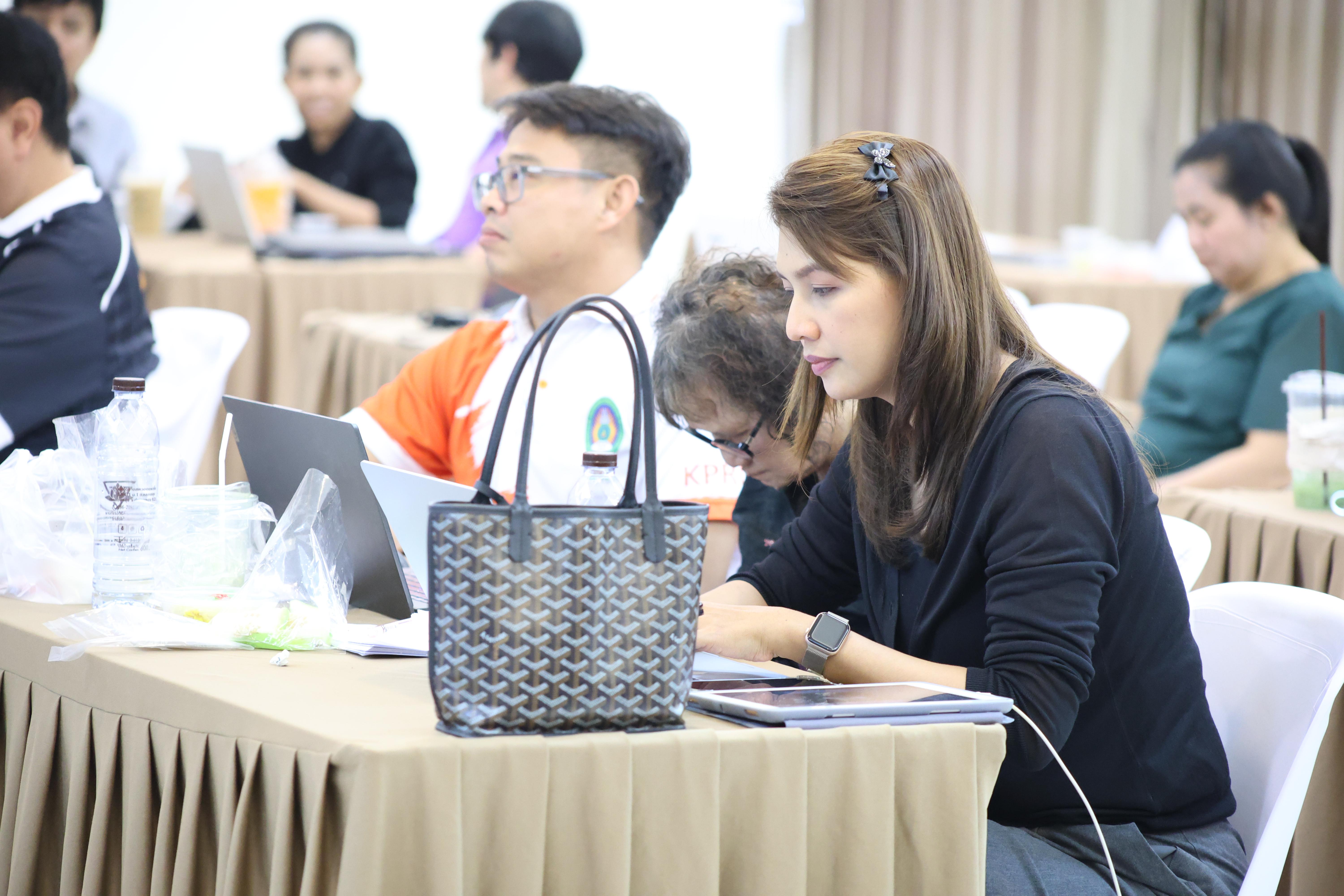 307. จัดโครงการเพื่อพัฒนาพัฒนาสมรรถนะครูของครูสำหรับอาจารย์ผู้สอน และอาจารย์นิเทศหลักสูตรครุศาสตรบัณฑิต ที่มีและยังไม่มีวุฒิทางการศึกษา