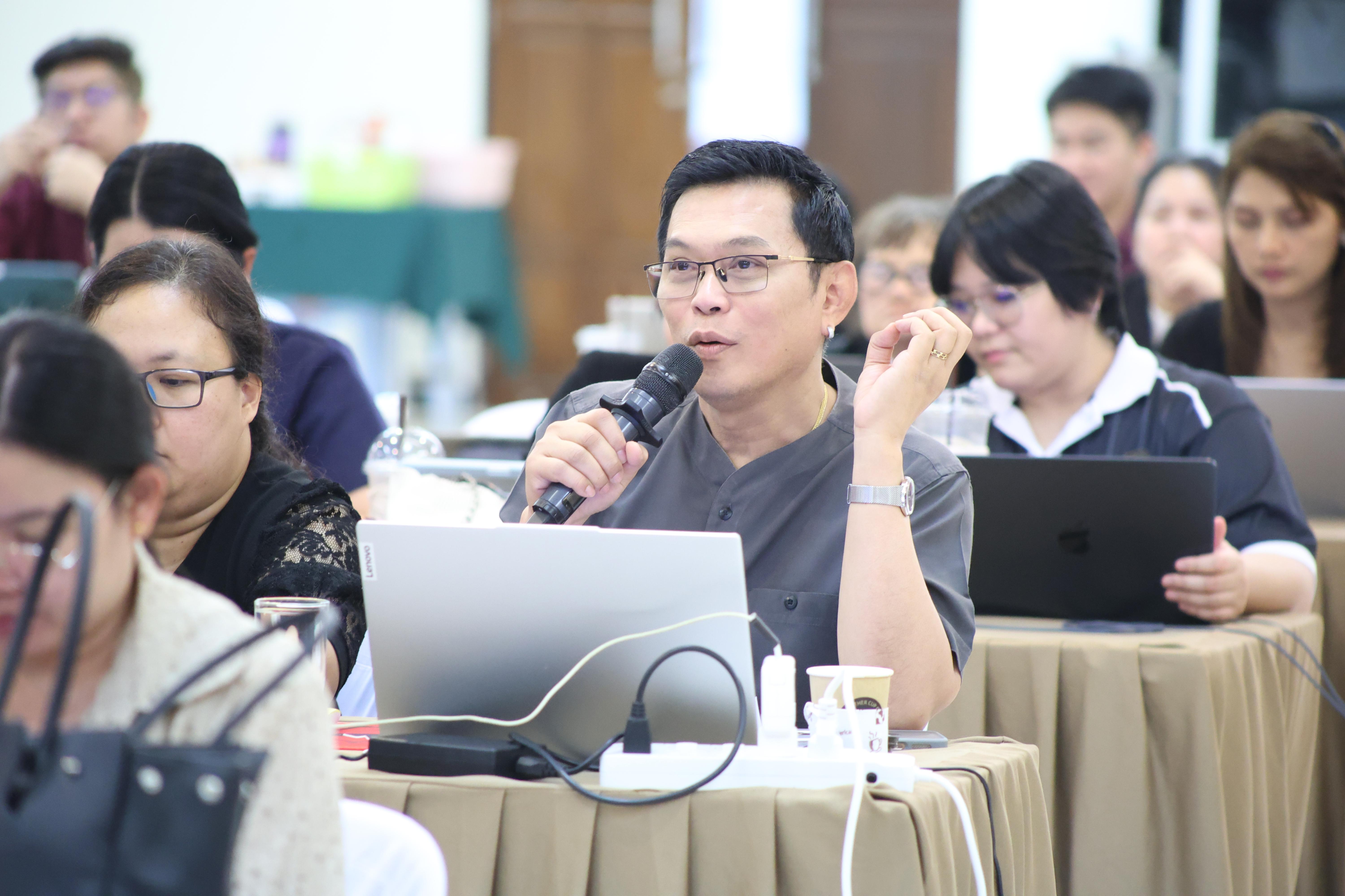 315. จัดโครงการเพื่อพัฒนาพัฒนาสมรรถนะครูของครูสำหรับอาจารย์ผู้สอน และอาจารย์นิเทศหลักสูตรครุศาสตรบัณฑิต ที่มีและยังไม่มีวุฒิทางการศึกษา