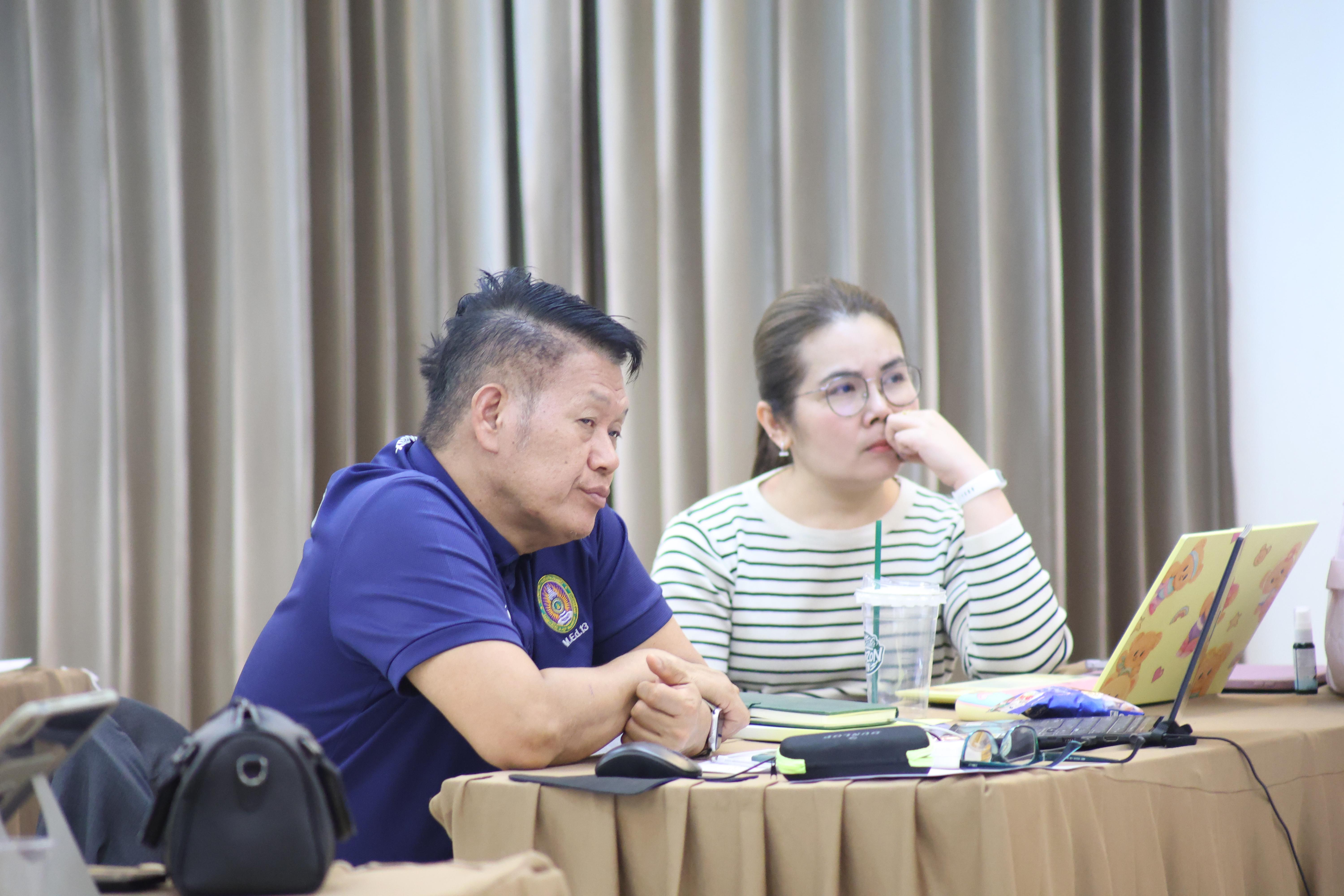 327. จัดโครงการเพื่อพัฒนาพัฒนาสมรรถนะครูของครูสำหรับอาจารย์ผู้สอน และอาจารย์นิเทศหลักสูตรครุศาสตรบัณฑิต ที่มีและยังไม่มีวุฒิทางการศึกษา