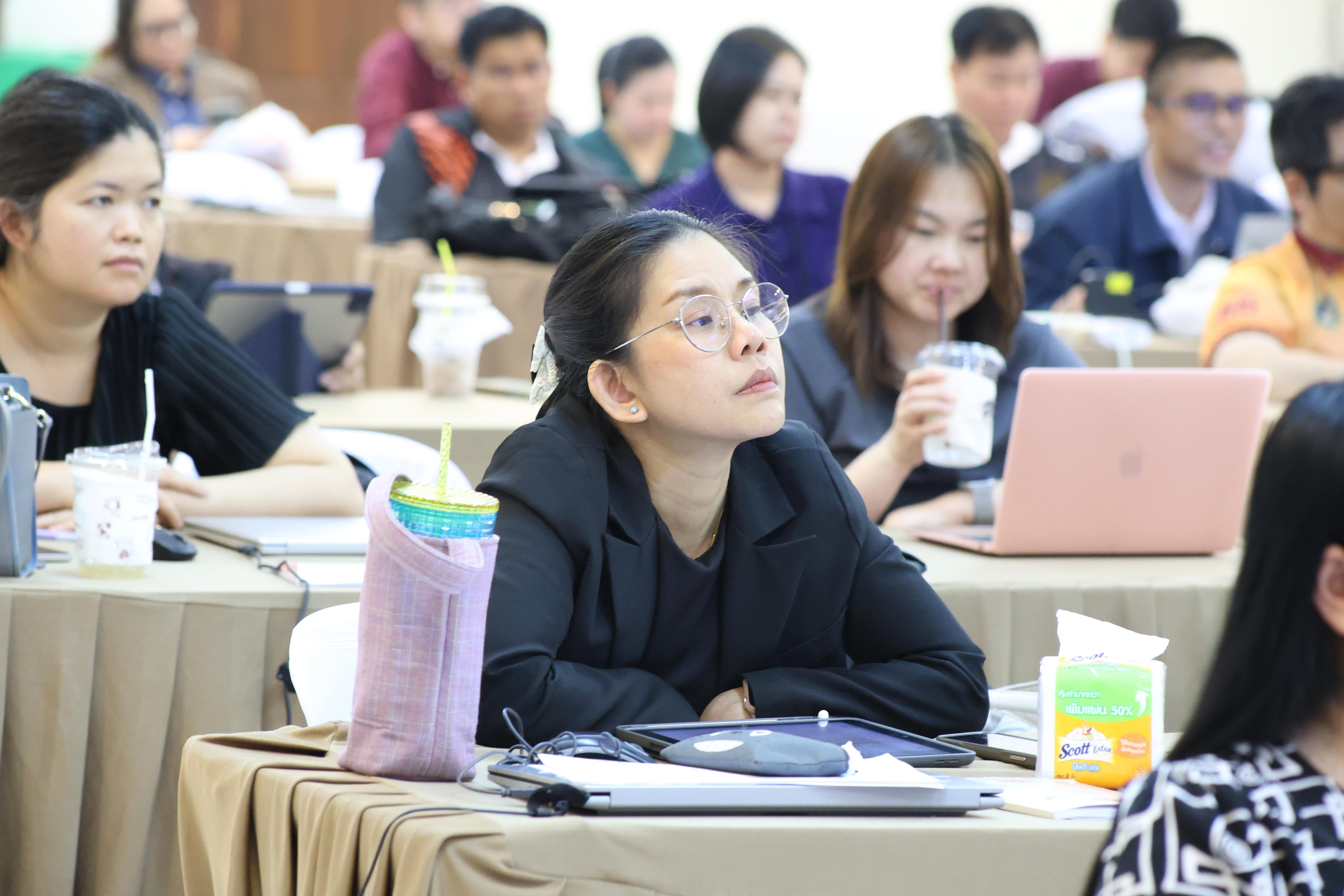 330. จัดโครงการเพื่อพัฒนาพัฒนาสมรรถนะครูของครูสำหรับอาจารย์ผู้สอน และอาจารย์นิเทศหลักสูตรครุศาสตรบัณฑิต ที่มีและยังไม่มีวุฒิทางการศึกษา