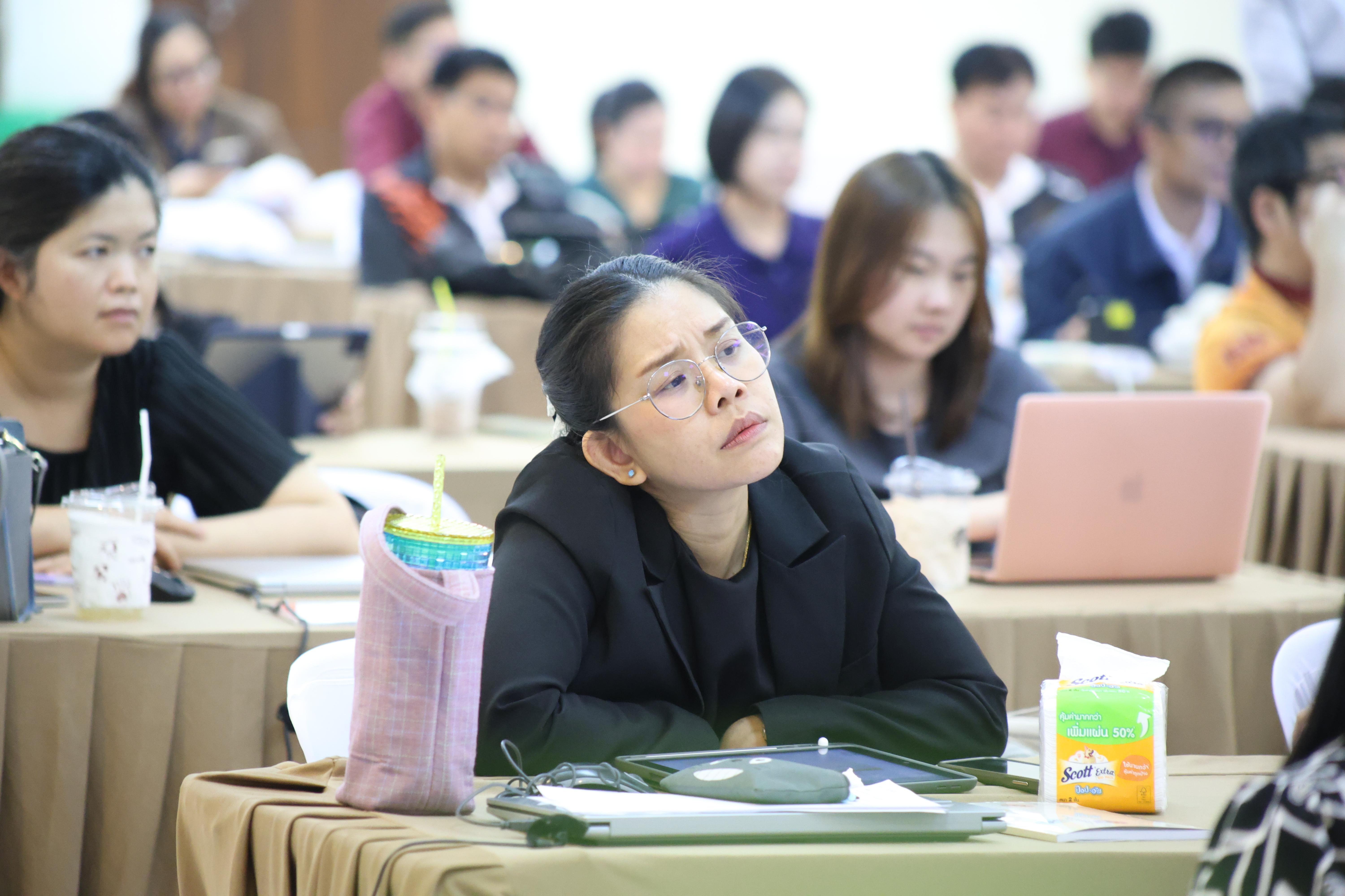 332. จัดโครงการเพื่อพัฒนาพัฒนาสมรรถนะครูของครูสำหรับอาจารย์ผู้สอน และอาจารย์นิเทศหลักสูตรครุศาสตรบัณฑิต ที่มีและยังไม่มีวุฒิทางการศึกษา