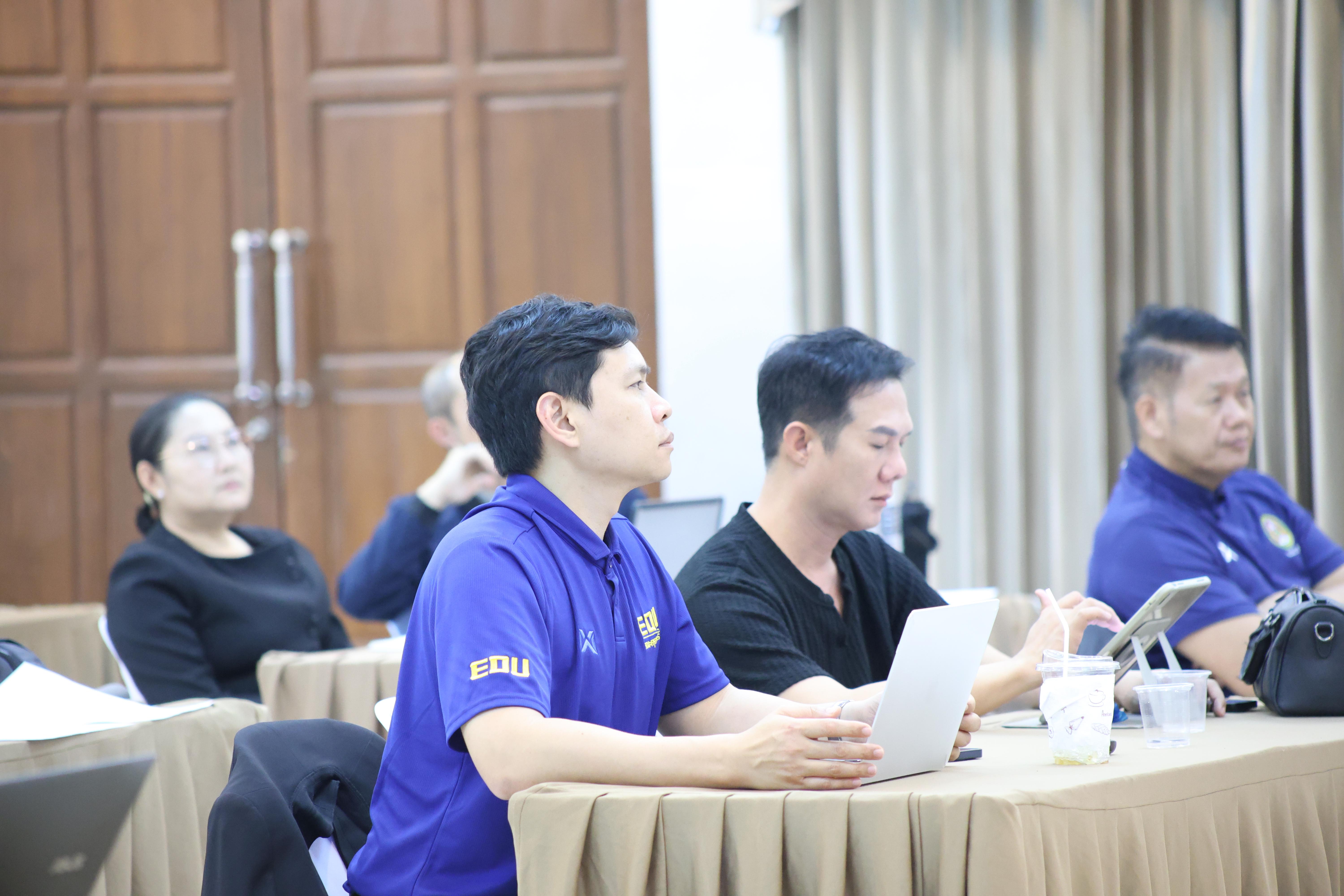 334. จัดโครงการเพื่อพัฒนาพัฒนาสมรรถนะครูของครูสำหรับอาจารย์ผู้สอน และอาจารย์นิเทศหลักสูตรครุศาสตรบัณฑิต ที่มีและยังไม่มีวุฒิทางการศึกษา