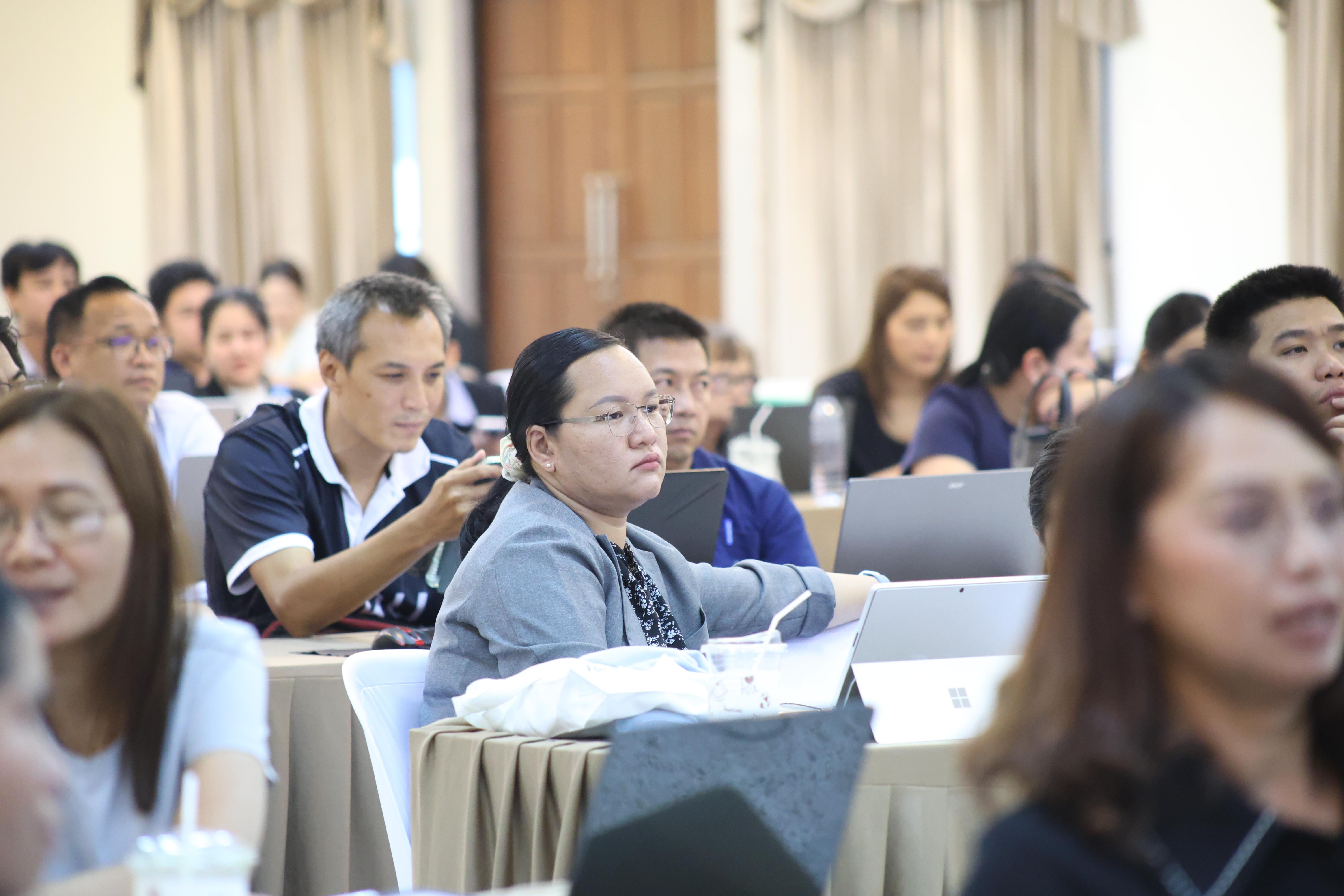 338. จัดโครงการเพื่อพัฒนาพัฒนาสมรรถนะครูของครูสำหรับอาจารย์ผู้สอน และอาจารย์นิเทศหลักสูตรครุศาสตรบัณฑิต ที่มีและยังไม่มีวุฒิทางการศึกษา