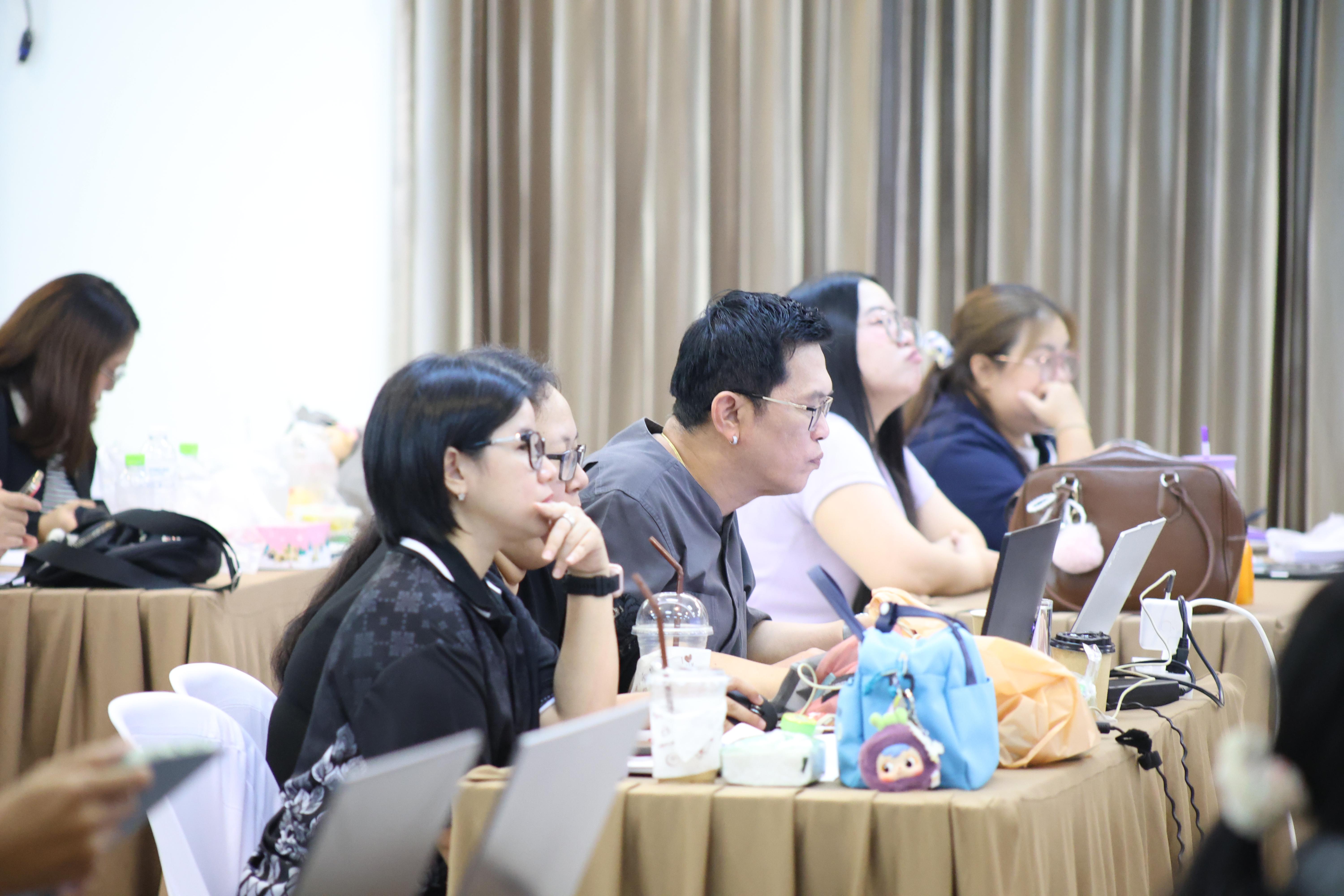 341. จัดโครงการเพื่อพัฒนาพัฒนาสมรรถนะครูของครูสำหรับอาจารย์ผู้สอน และอาจารย์นิเทศหลักสูตรครุศาสตรบัณฑิต ที่มีและยังไม่มีวุฒิทางการศึกษา