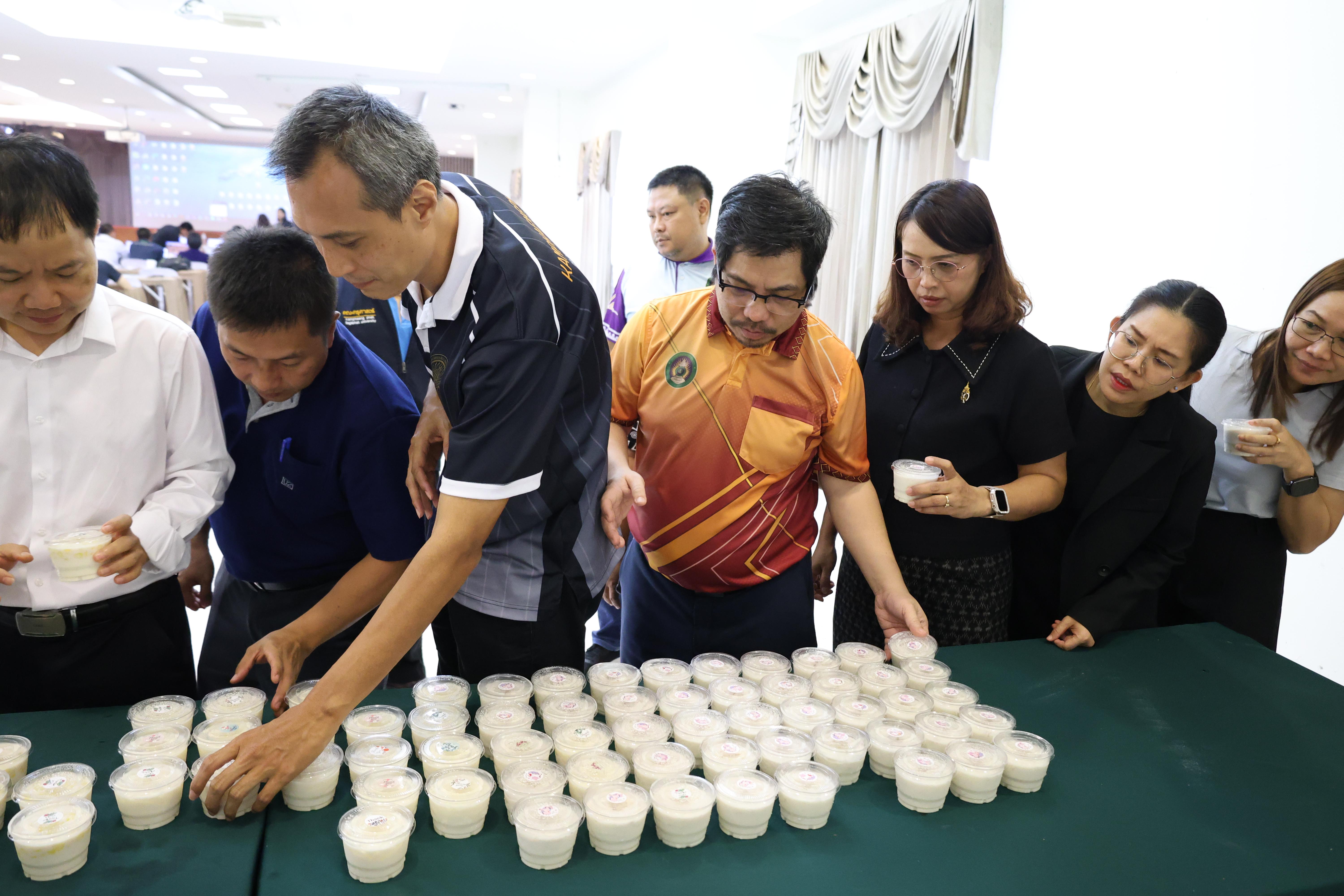 346. จัดโครงการเพื่อพัฒนาพัฒนาสมรรถนะครูของครูสำหรับอาจารย์ผู้สอน และอาจารย์นิเทศหลักสูตรครุศาสตรบัณฑิต ที่มีและยังไม่มีวุฒิทางการศึกษา