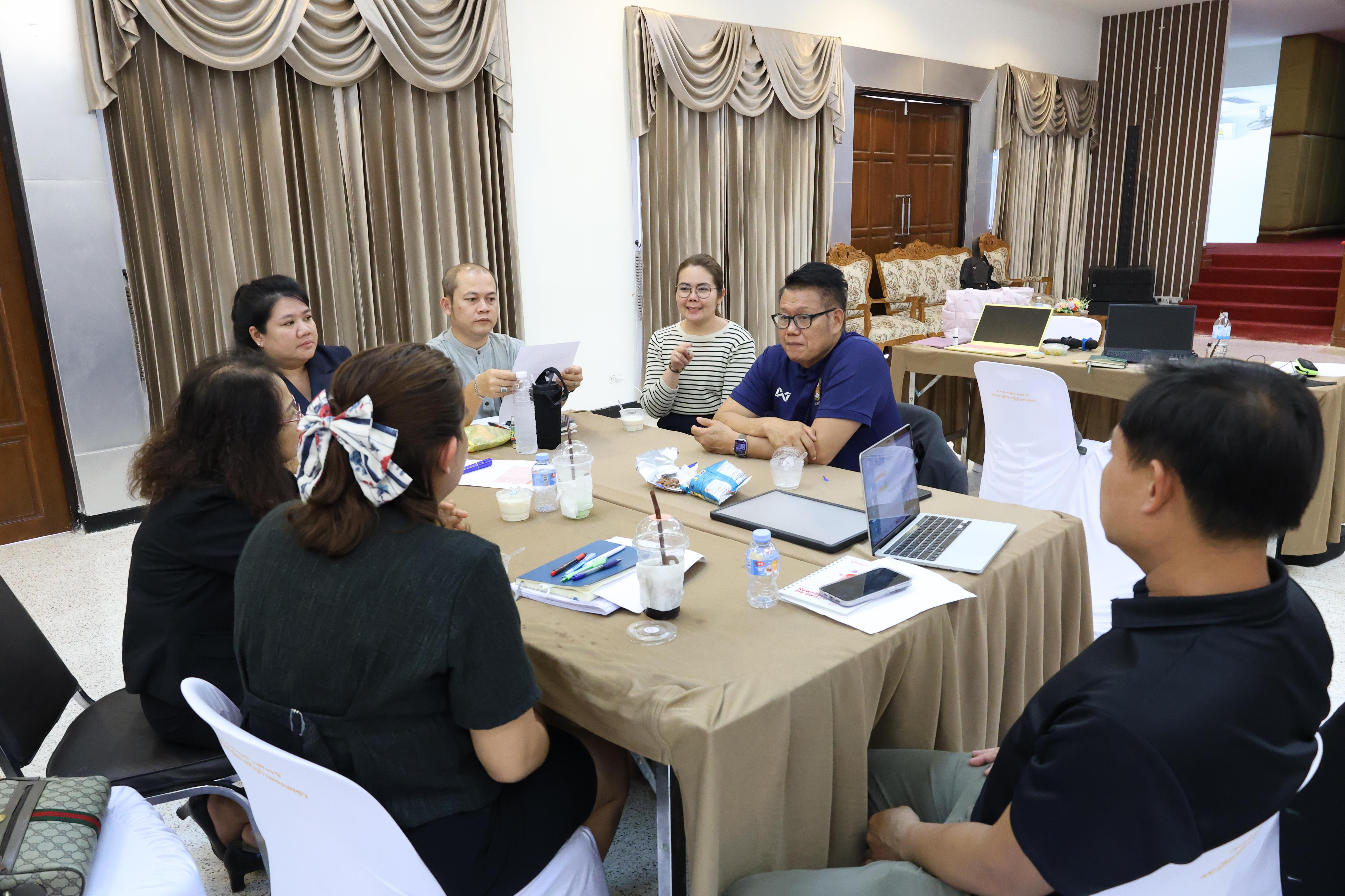 363. จัดโครงการเพื่อพัฒนาพัฒนาสมรรถนะครูของครูสำหรับอาจารย์ผู้สอน และอาจารย์นิเทศหลักสูตรครุศาสตรบัณฑิต ที่มีและยังไม่มีวุฒิทางการศึกษา