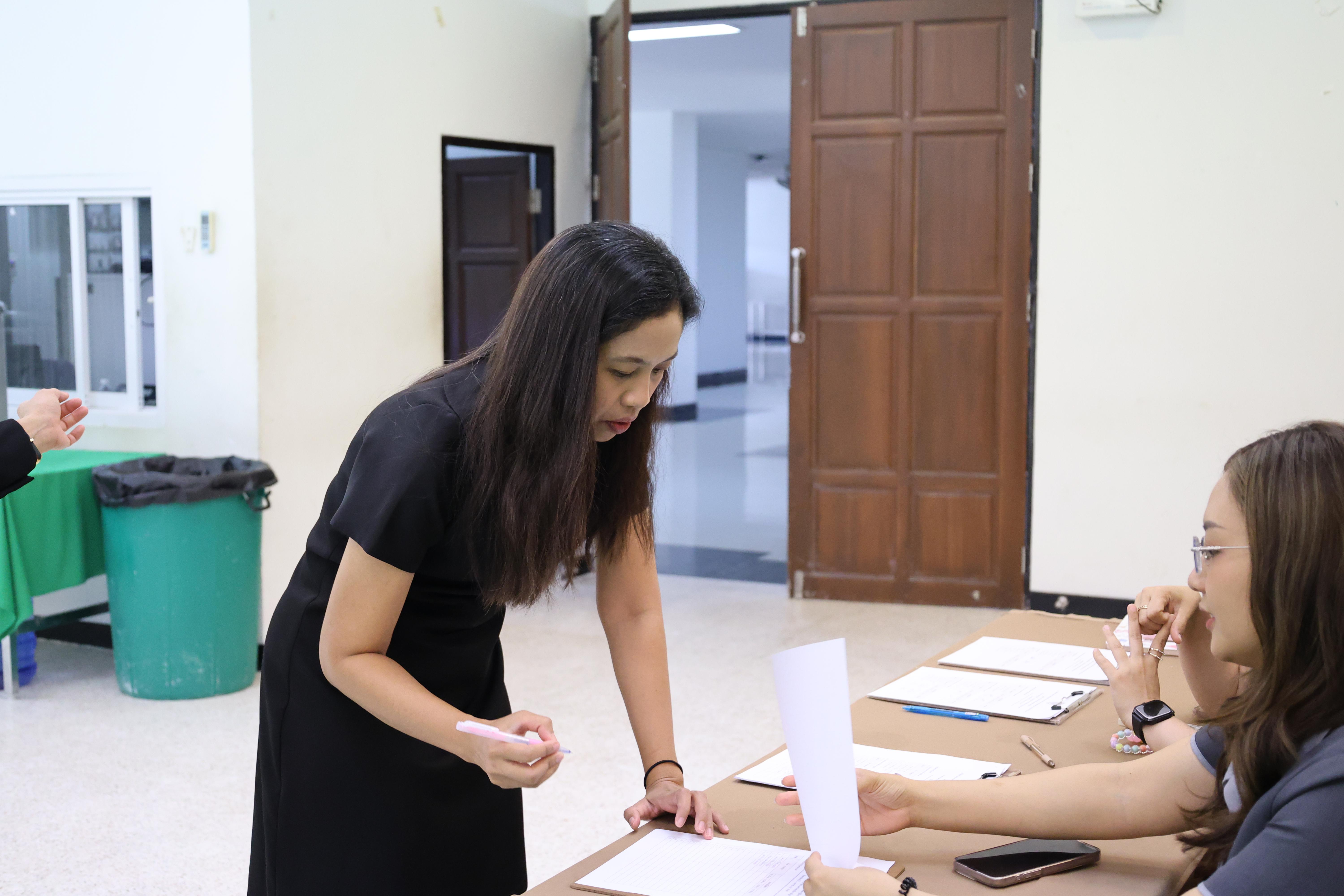 15. คณะครุศาสตร์ มหาวิทยาลัยราชภัฏกำแพงเพชร ได้จัดโครงการพัฒนาสมรรถนะครูของครู มหาวิทยาลัยราชภัฏ 38 แห่ง