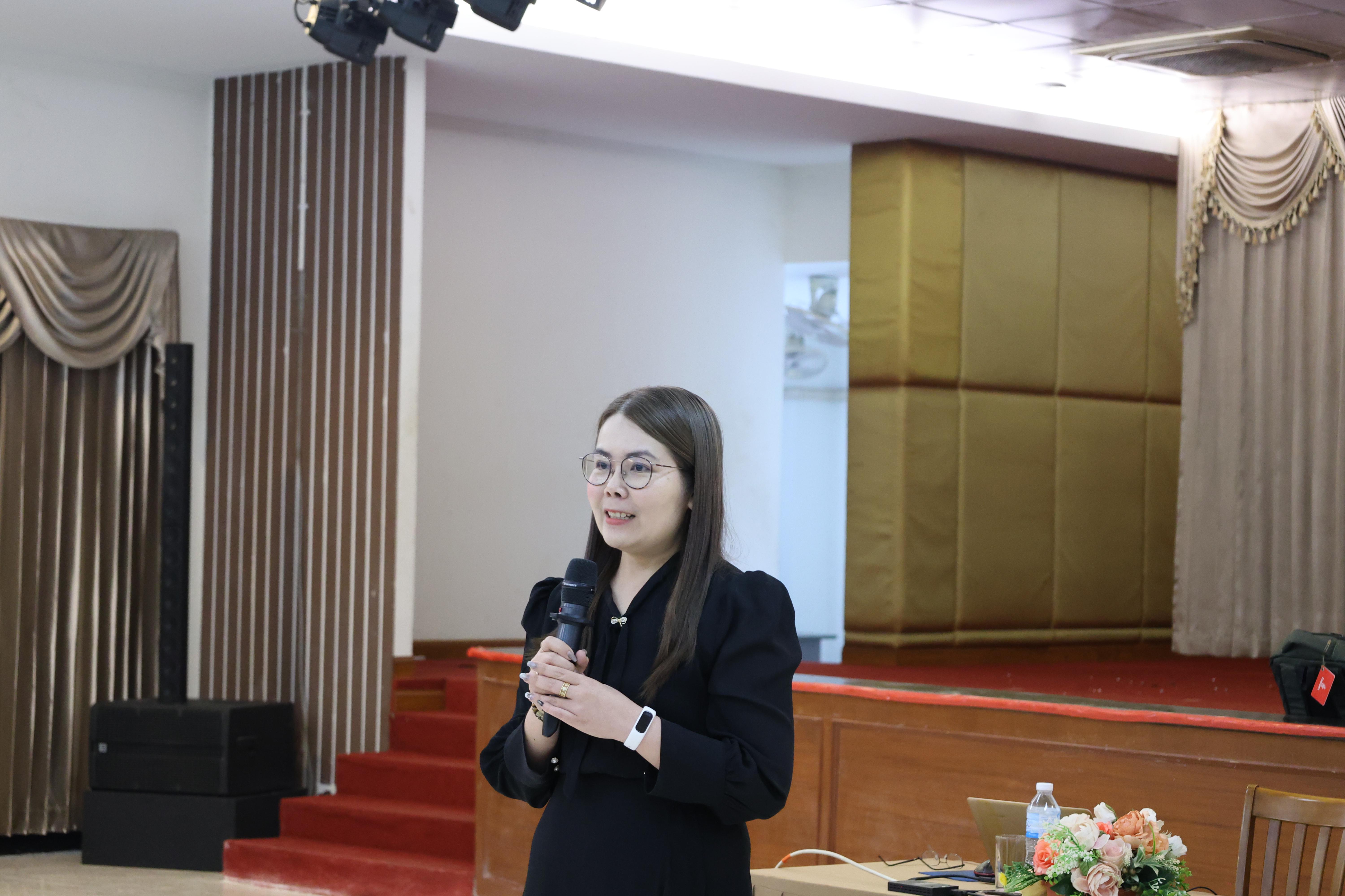 24. คณะครุศาสตร์ มหาวิทยาลัยราชภัฏกำแพงเพชร ได้จัดโครงการพัฒนาสมรรถนะครูของครู มหาวิทยาลัยราชภัฏ 38 แห่ง