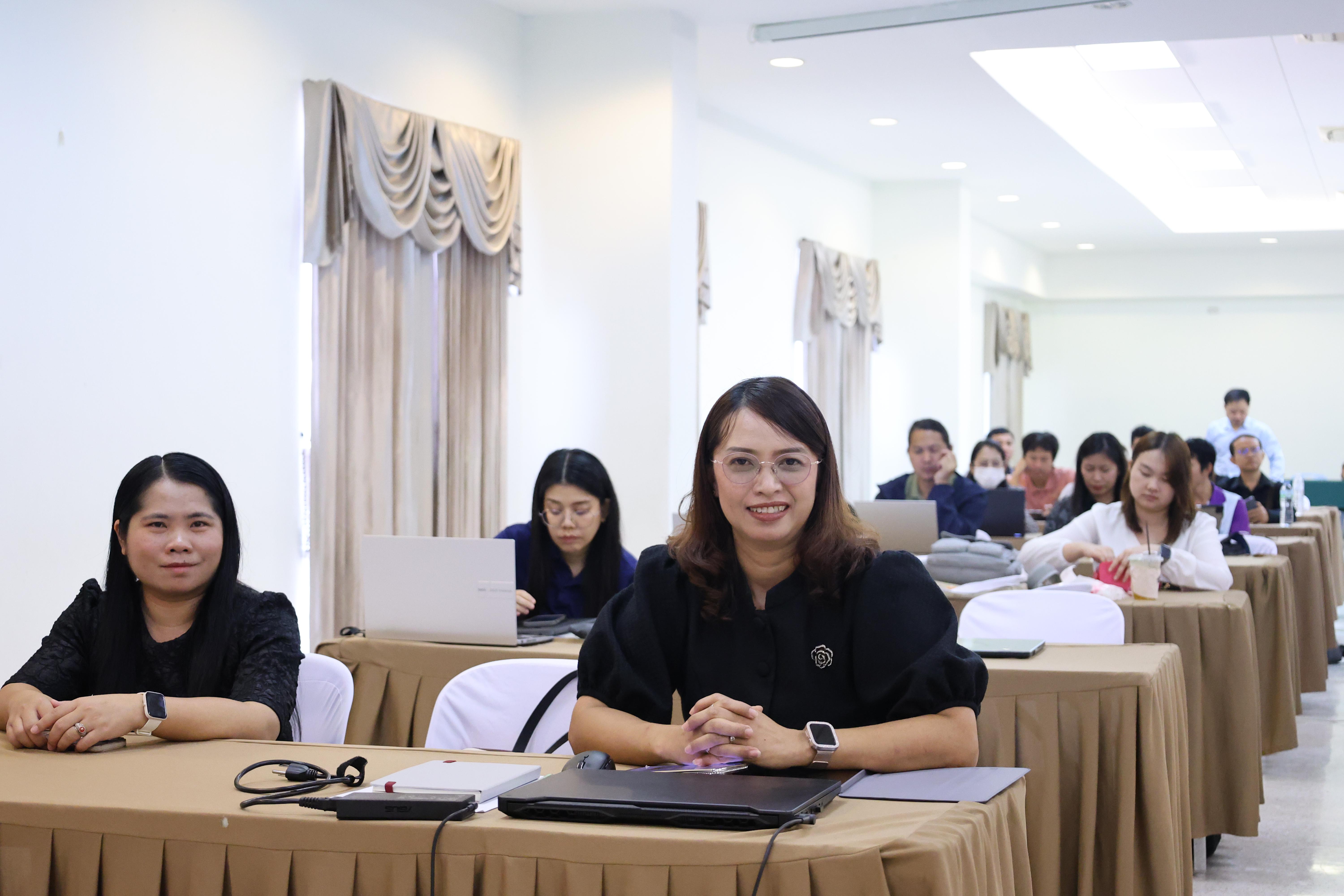 27. คณะครุศาสตร์ มหาวิทยาลัยราชภัฏกำแพงเพชร ได้จัดโครงการพัฒนาสมรรถนะครูของครู มหาวิทยาลัยราชภัฏ 38 แห่ง