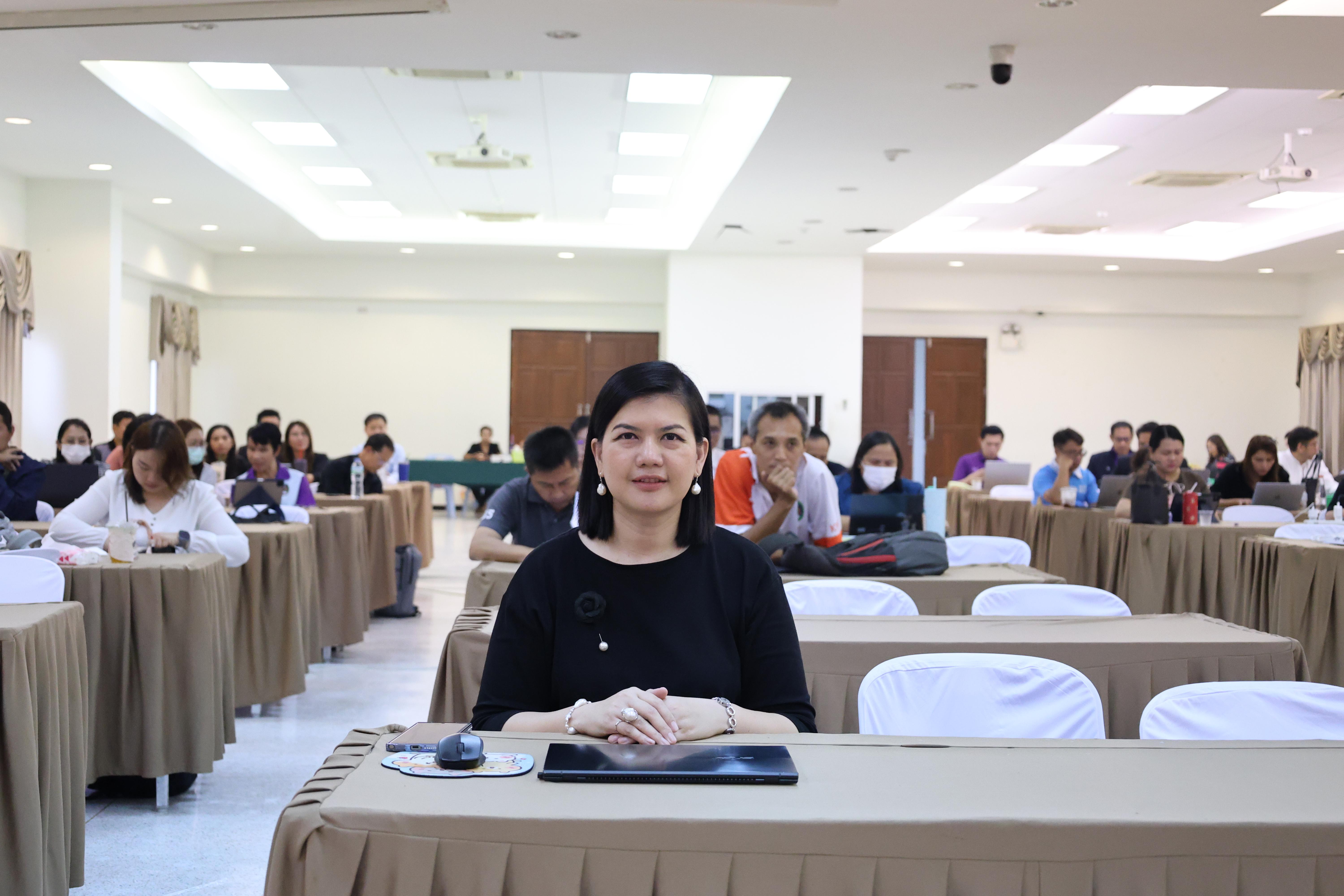 30. คณะครุศาสตร์ มหาวิทยาลัยราชภัฏกำแพงเพชร ได้จัดโครงการพัฒนาสมรรถนะครูของครู มหาวิทยาลัยราชภัฏ 38 แห่ง