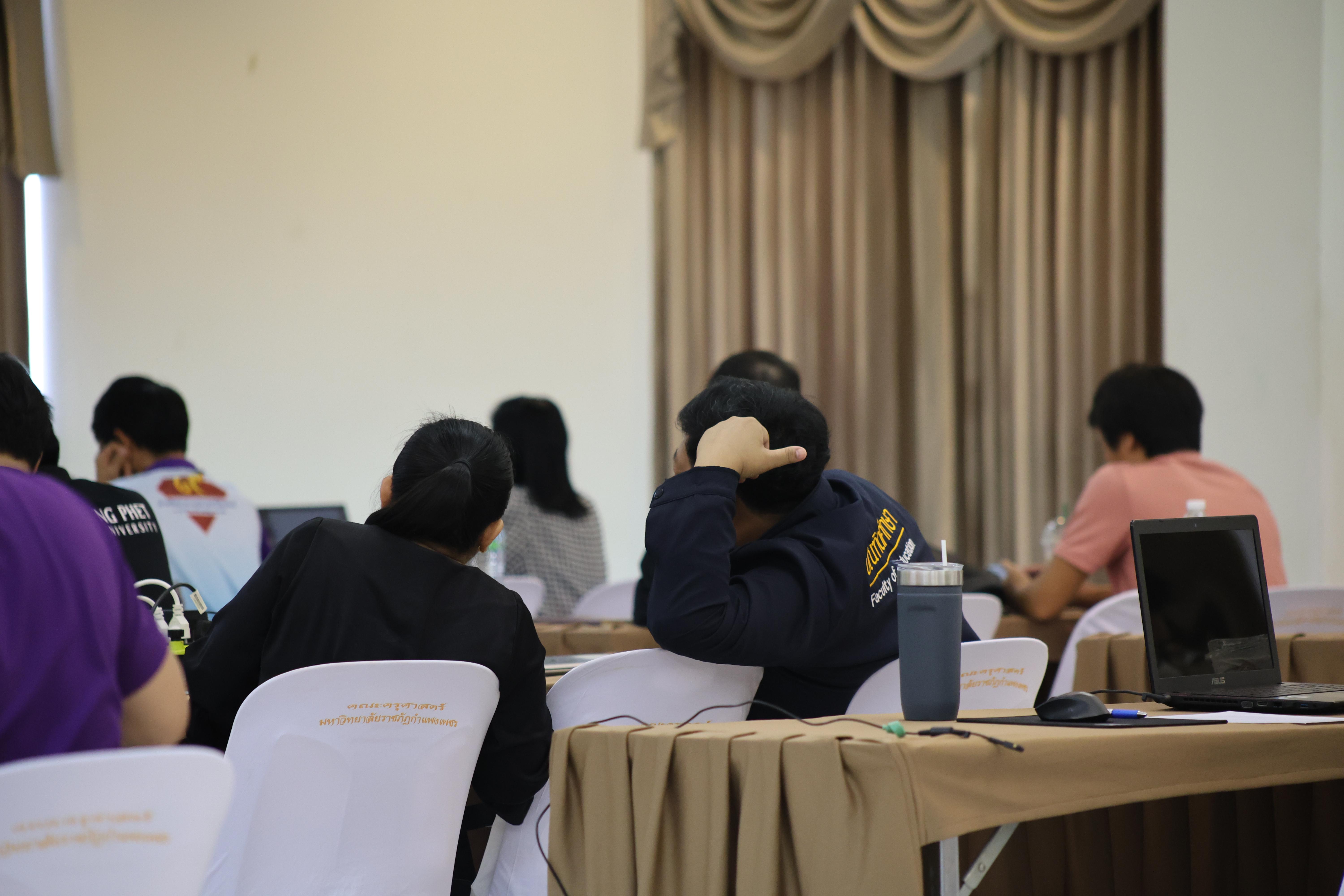 68. คณะครุศาสตร์ มหาวิทยาลัยราชภัฏกำแพงเพชร ได้จัดโครงการพัฒนาสมรรถนะครูของครู มหาวิทยาลัยราชภัฏ 38 แห่ง