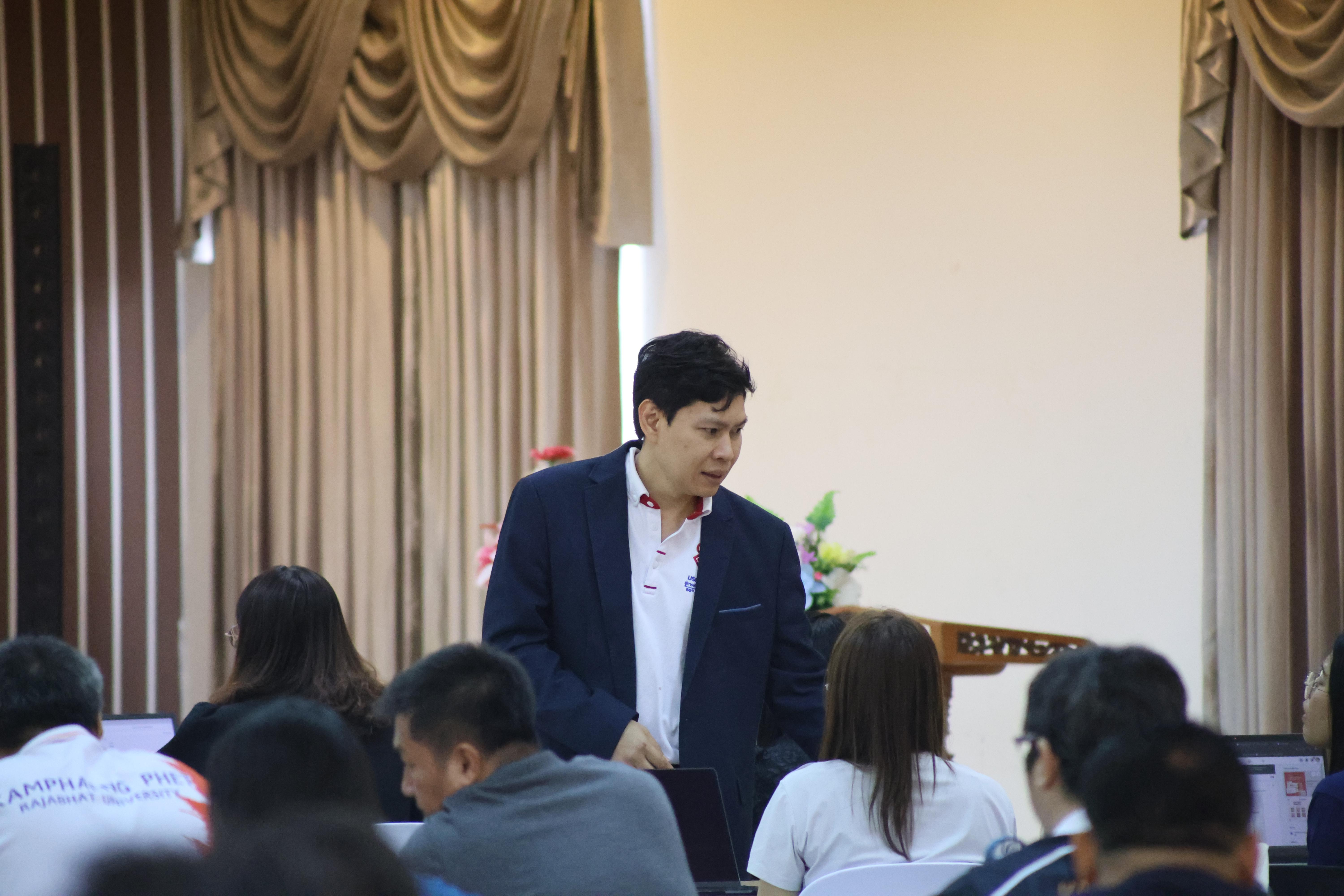 71. คณะครุศาสตร์ มหาวิทยาลัยราชภัฏกำแพงเพชร ได้จัดโครงการพัฒนาสมรรถนะครูของครู มหาวิทยาลัยราชภัฏ 38 แห่ง