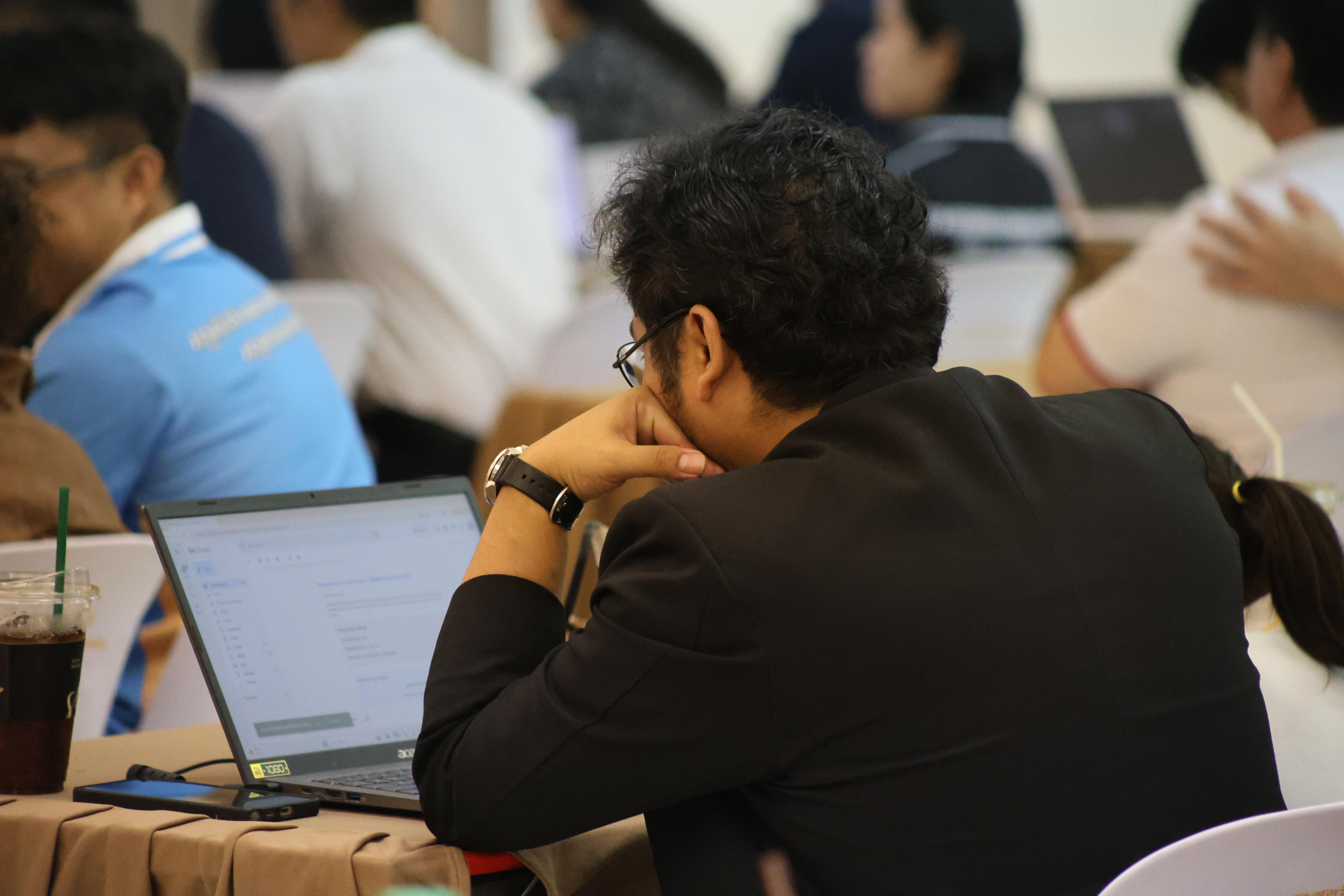 75. คณะครุศาสตร์ มหาวิทยาลัยราชภัฏกำแพงเพชร ได้จัดโครงการพัฒนาสมรรถนะครูของครู มหาวิทยาลัยราชภัฏ 38 แห่ง