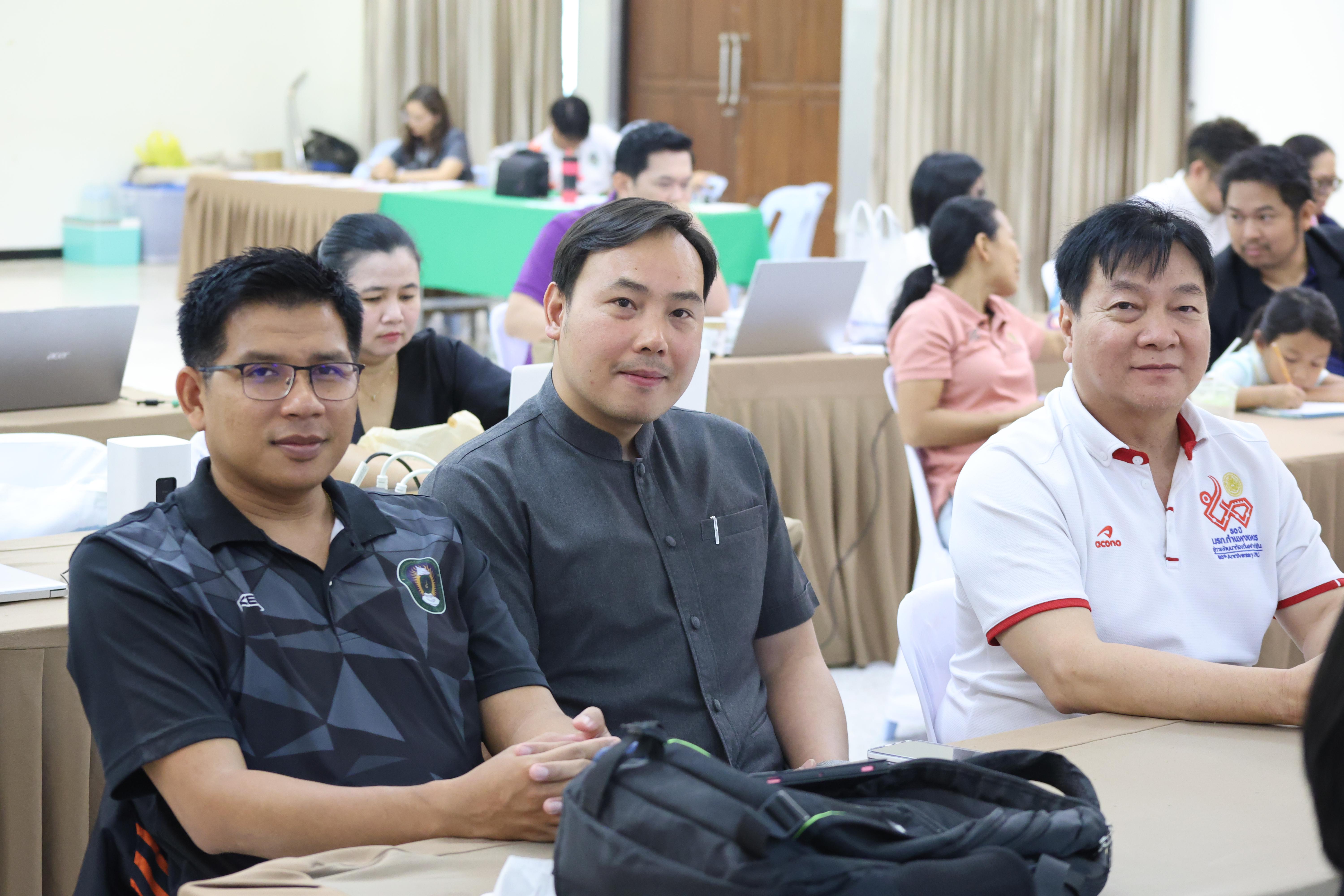 90. คณะครุศาสตร์ มหาวิทยาลัยราชภัฏกำแพงเพชร ได้จัดโครงการพัฒนาสมรรถนะครูของครู มหาวิทยาลัยราชภัฏ 38 แห่ง