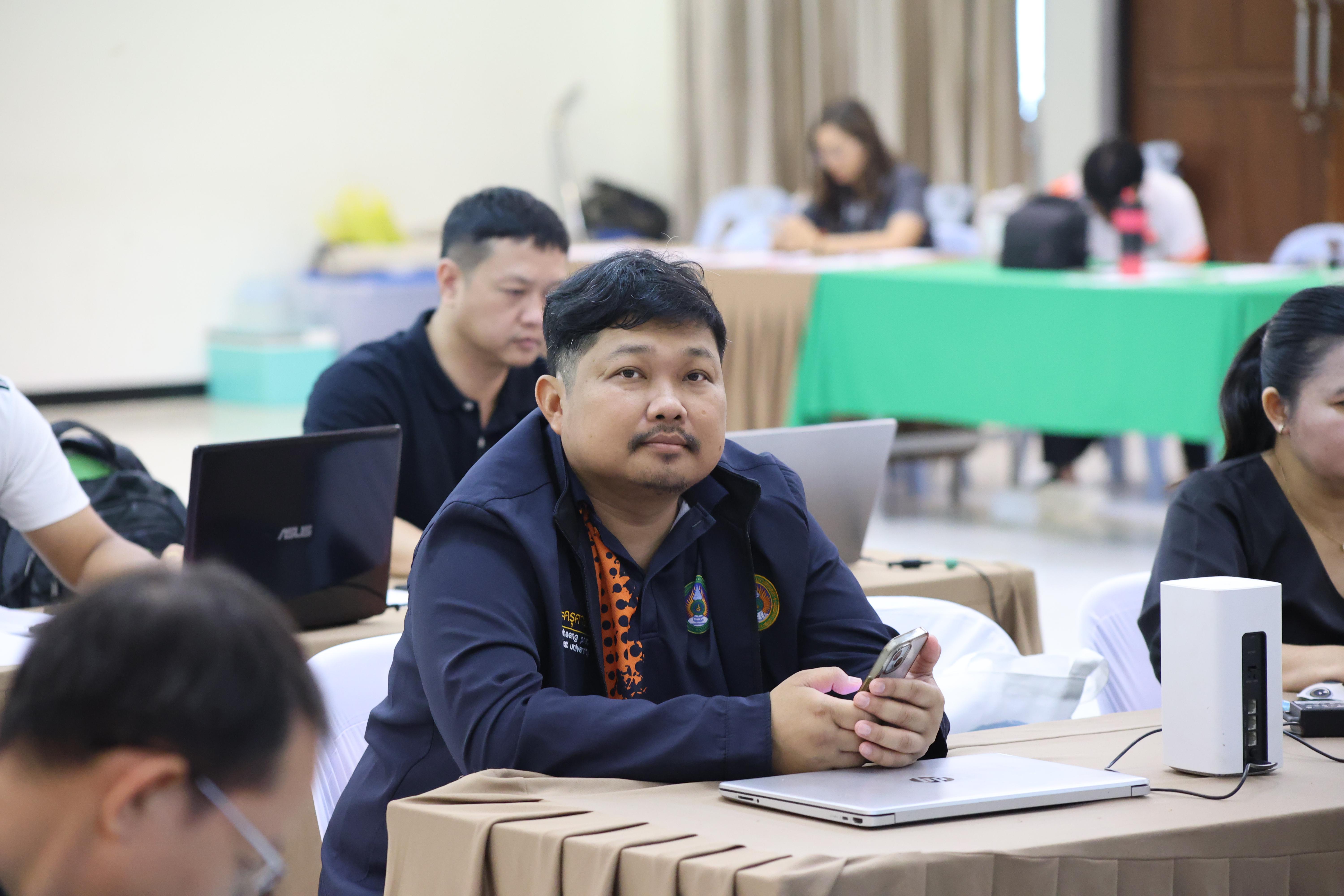 91. คณะครุศาสตร์ มหาวิทยาลัยราชภัฏกำแพงเพชร ได้จัดโครงการพัฒนาสมรรถนะครูของครู มหาวิทยาลัยราชภัฏ 38 แห่ง