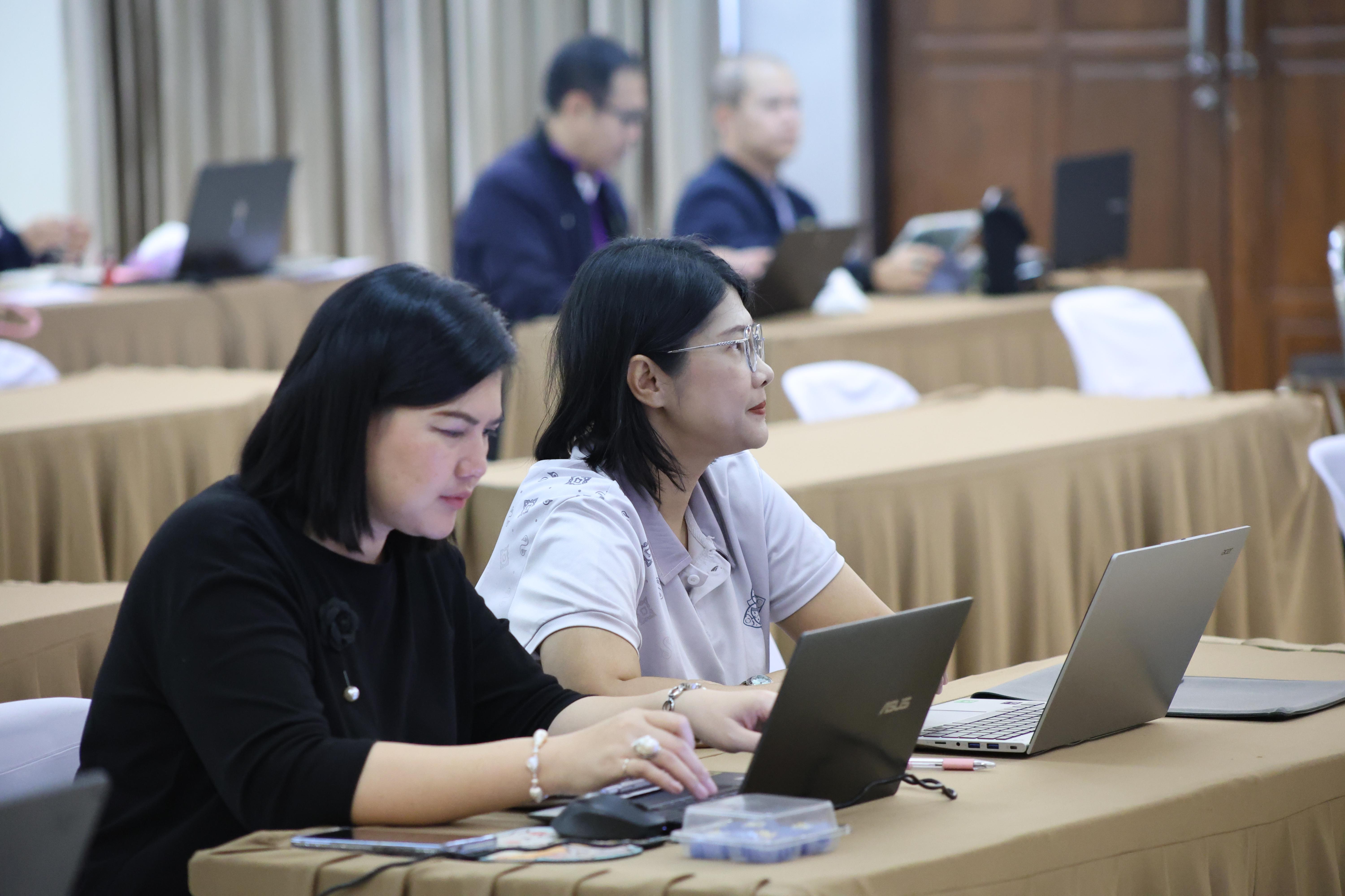 128. คณะครุศาสตร์ มหาวิทยาลัยราชภัฏกำแพงเพชร ได้จัดโครงการพัฒนาสมรรถนะครูของครู มหาวิทยาลัยราชภัฏ 38 แห่ง