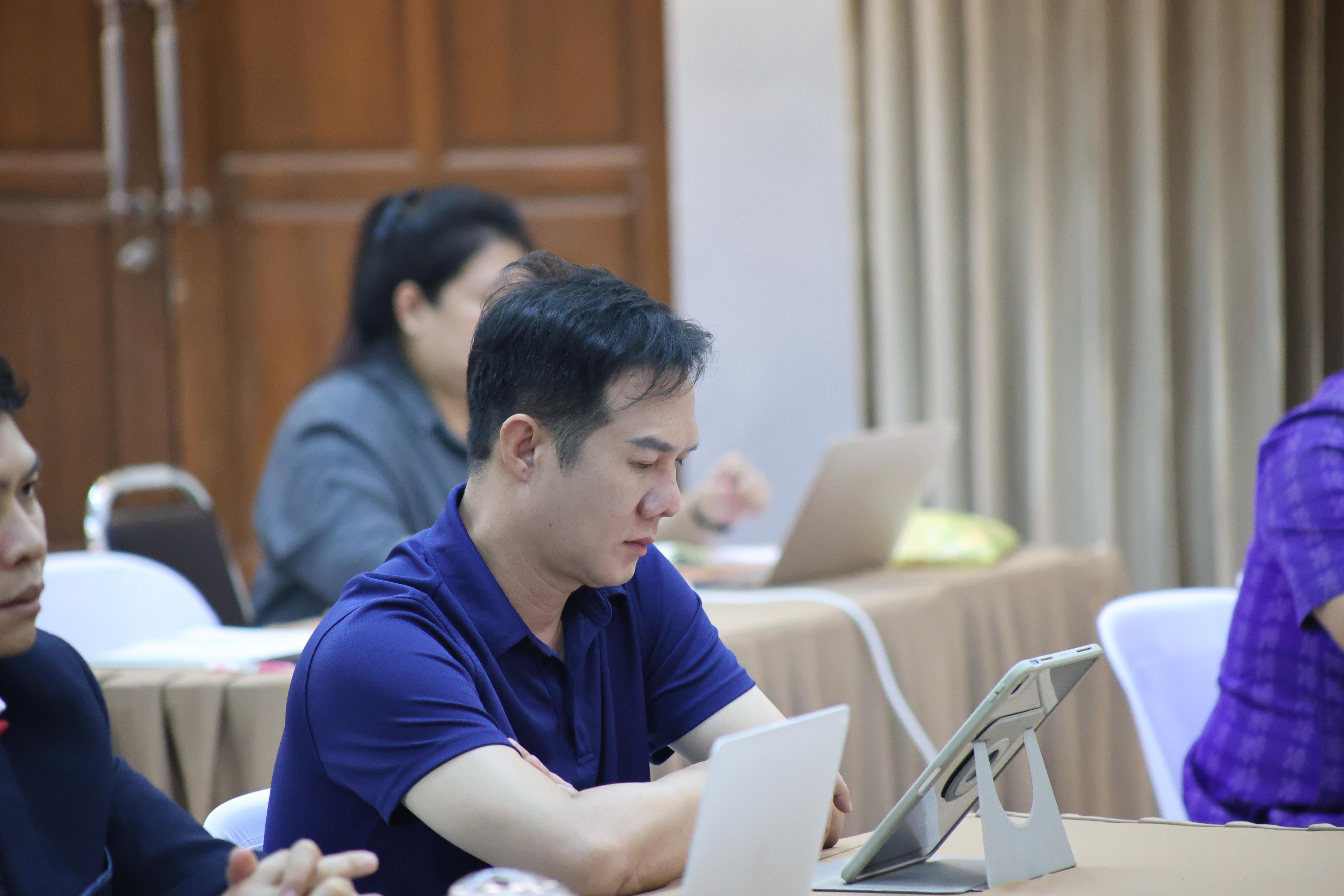 143. คณะครุศาสตร์ มหาวิทยาลัยราชภัฏกำแพงเพชร ได้จัดโครงการพัฒนาสมรรถนะครูของครู มหาวิทยาลัยราชภัฏ 38 แห่ง