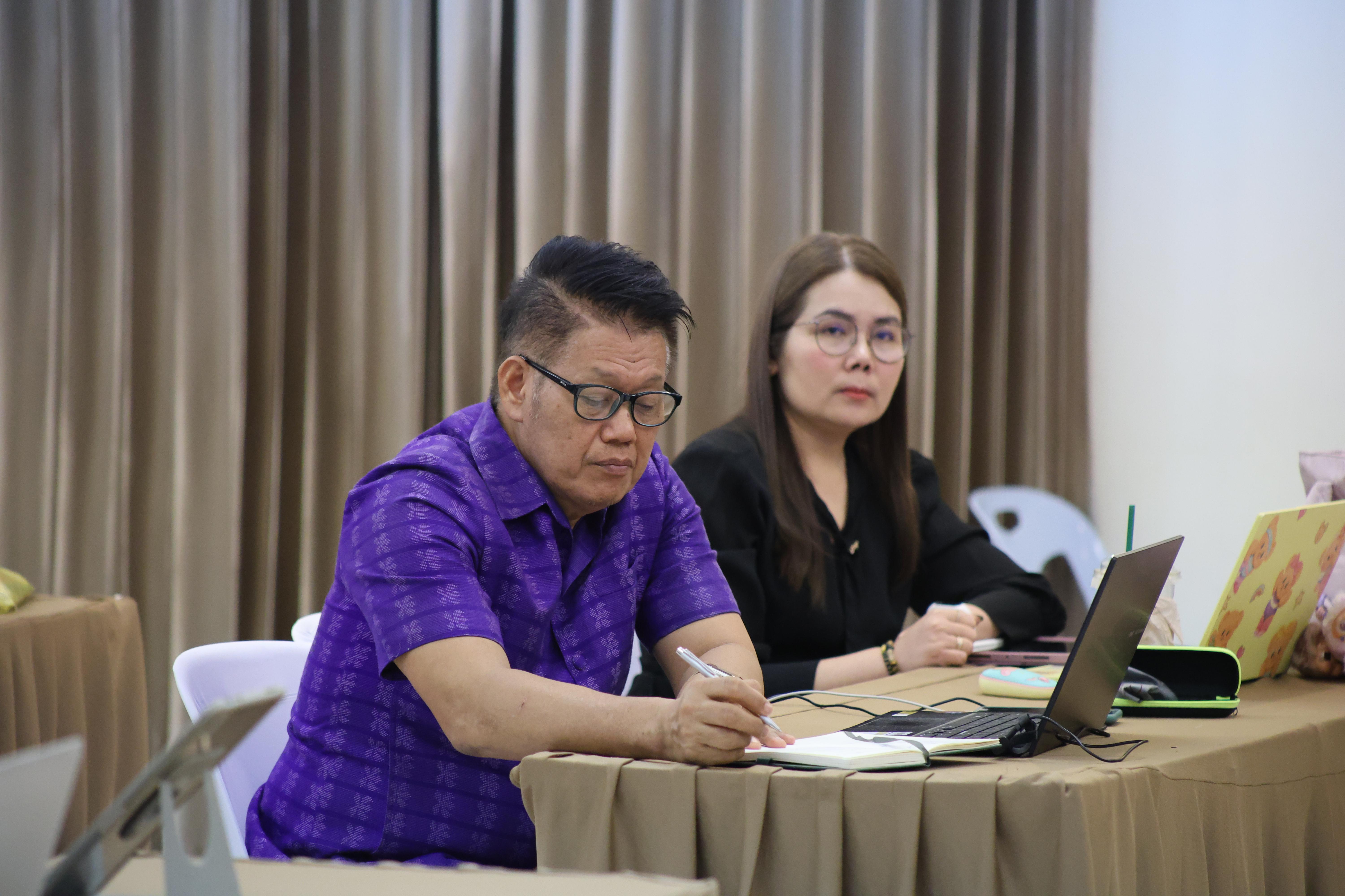 144. คณะครุศาสตร์ มหาวิทยาลัยราชภัฏกำแพงเพชร ได้จัดโครงการพัฒนาสมรรถนะครูของครู มหาวิทยาลัยราชภัฏ 38 แห่ง