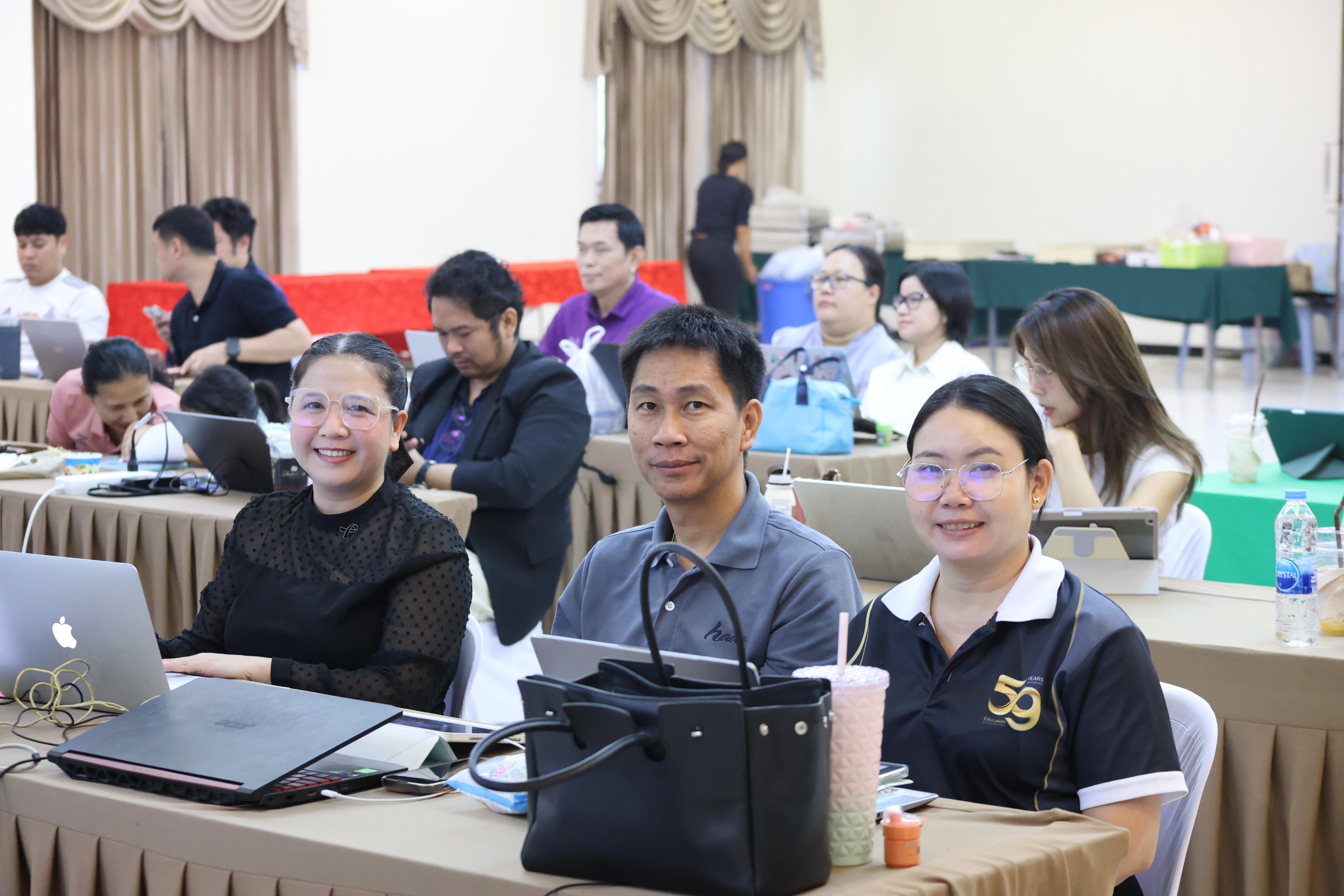 152. คณะครุศาสตร์ มหาวิทยาลัยราชภัฏกำแพงเพชร ได้จัดโครงการพัฒนาสมรรถนะครูของครู มหาวิทยาลัยราชภัฏ 38 แห่ง