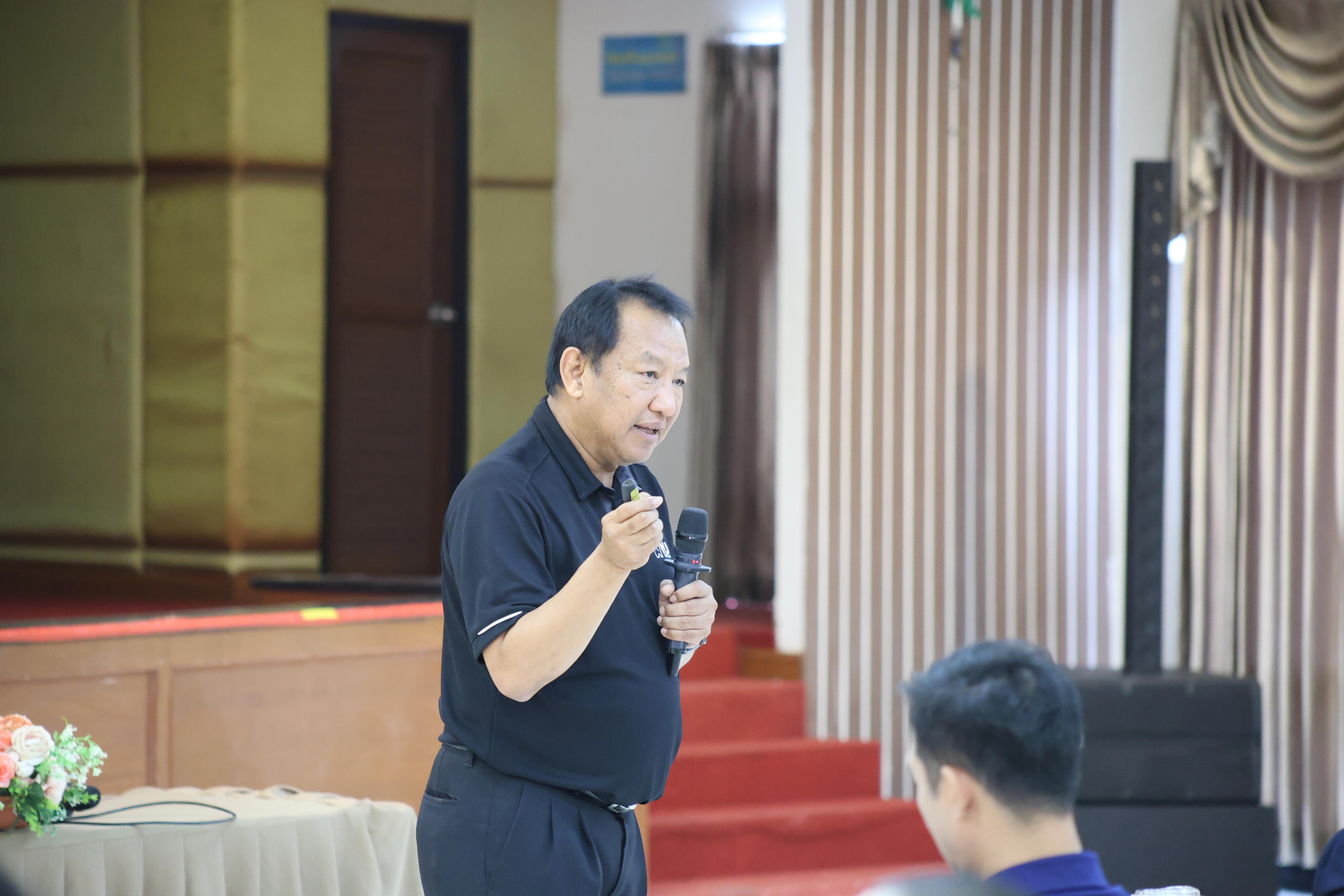 175. คณะครุศาสตร์ มหาวิทยาลัยราชภัฏกำแพงเพชร ได้จัดโครงการพัฒนาสมรรถนะครูของครู มหาวิทยาลัยราชภัฏ 38 แห่ง