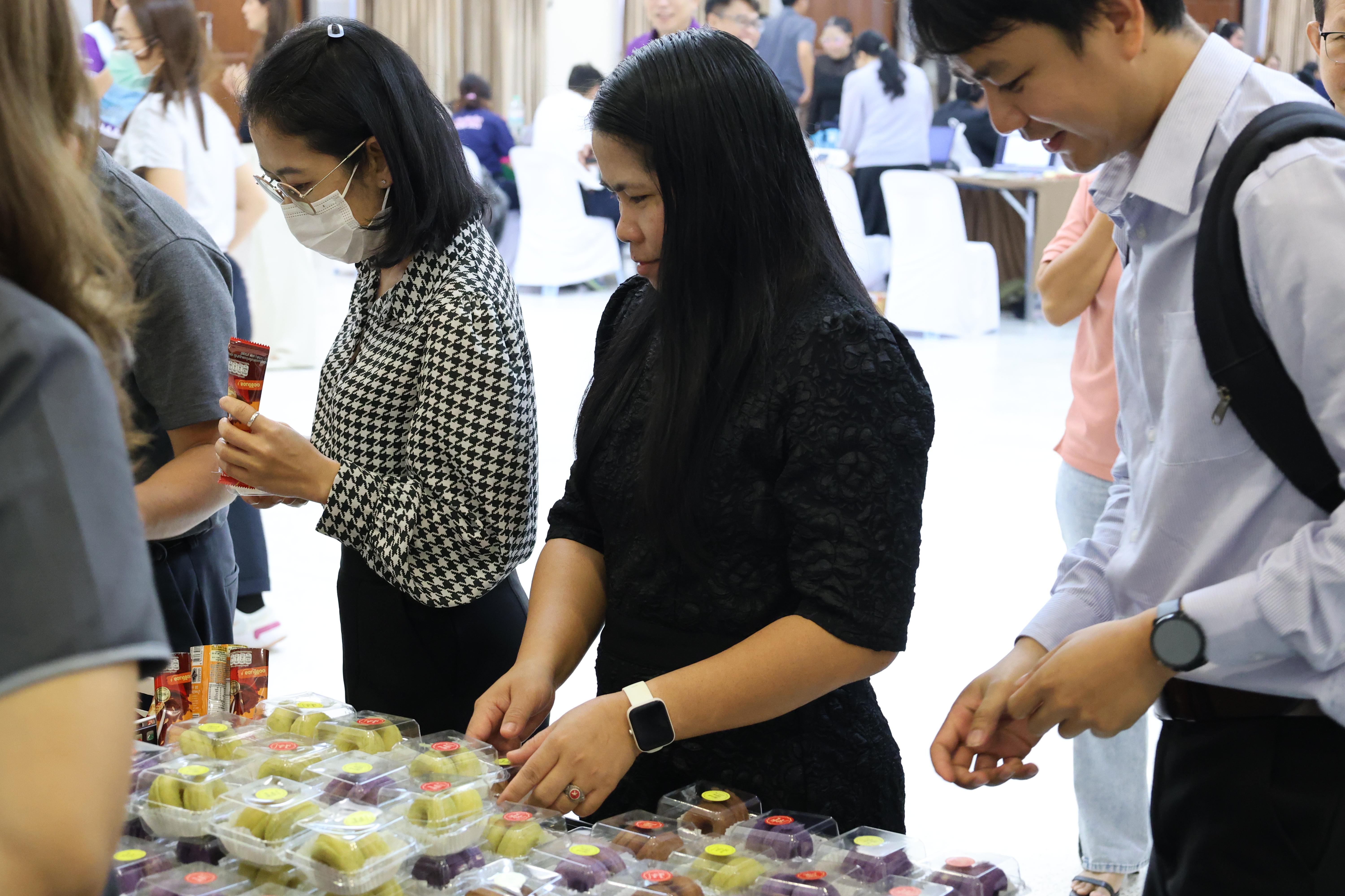 189. คณะครุศาสตร์ มหาวิทยาลัยราชภัฏกำแพงเพชร ได้จัดโครงการพัฒนาสมรรถนะครูของครู มหาวิทยาลัยราชภัฏ 38 แห่ง