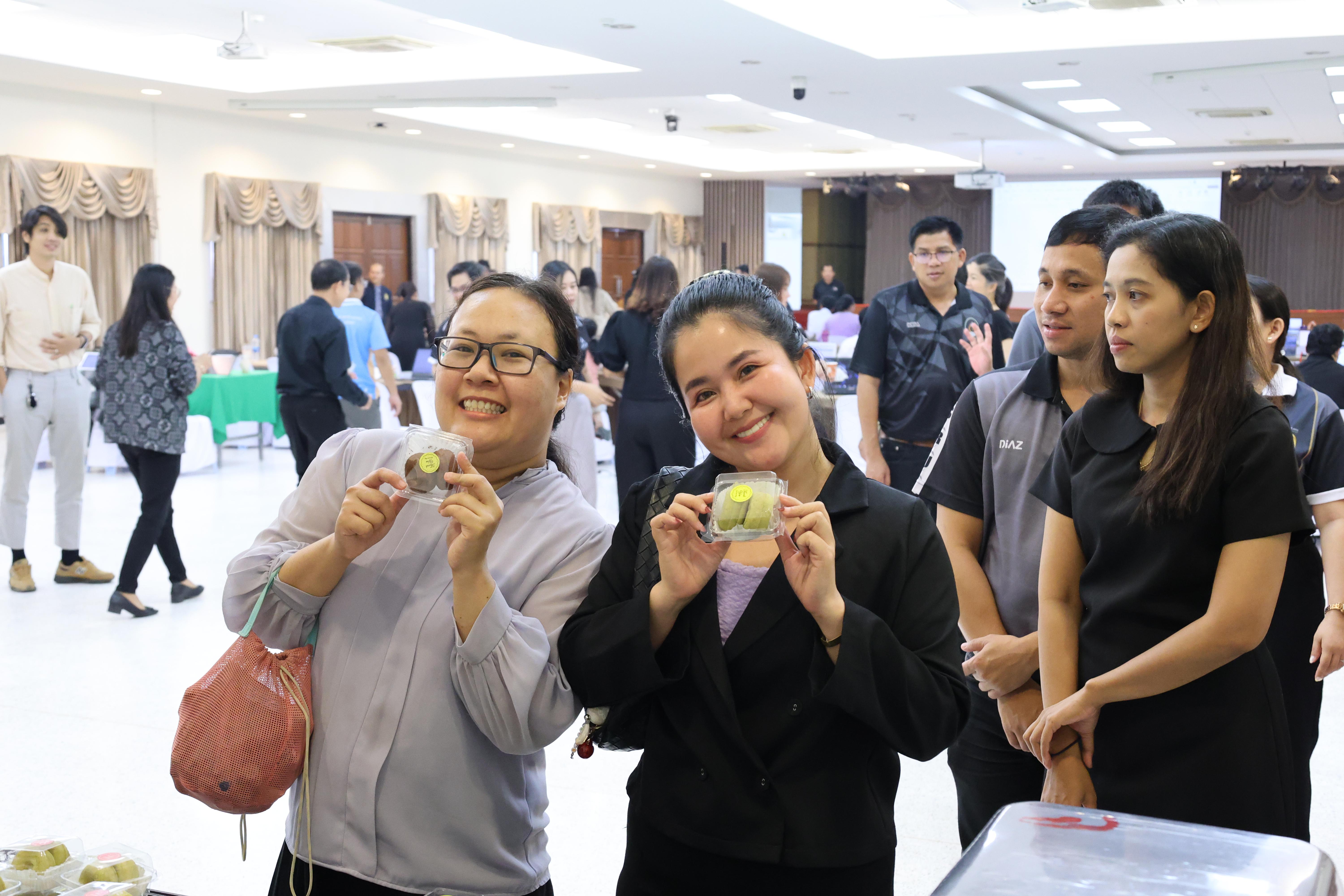 204. คณะครุศาสตร์ มหาวิทยาลัยราชภัฏกำแพงเพชร ได้จัดโครงการพัฒนาสมรรถนะครูของครู มหาวิทยาลัยราชภัฏ 38 แห่ง