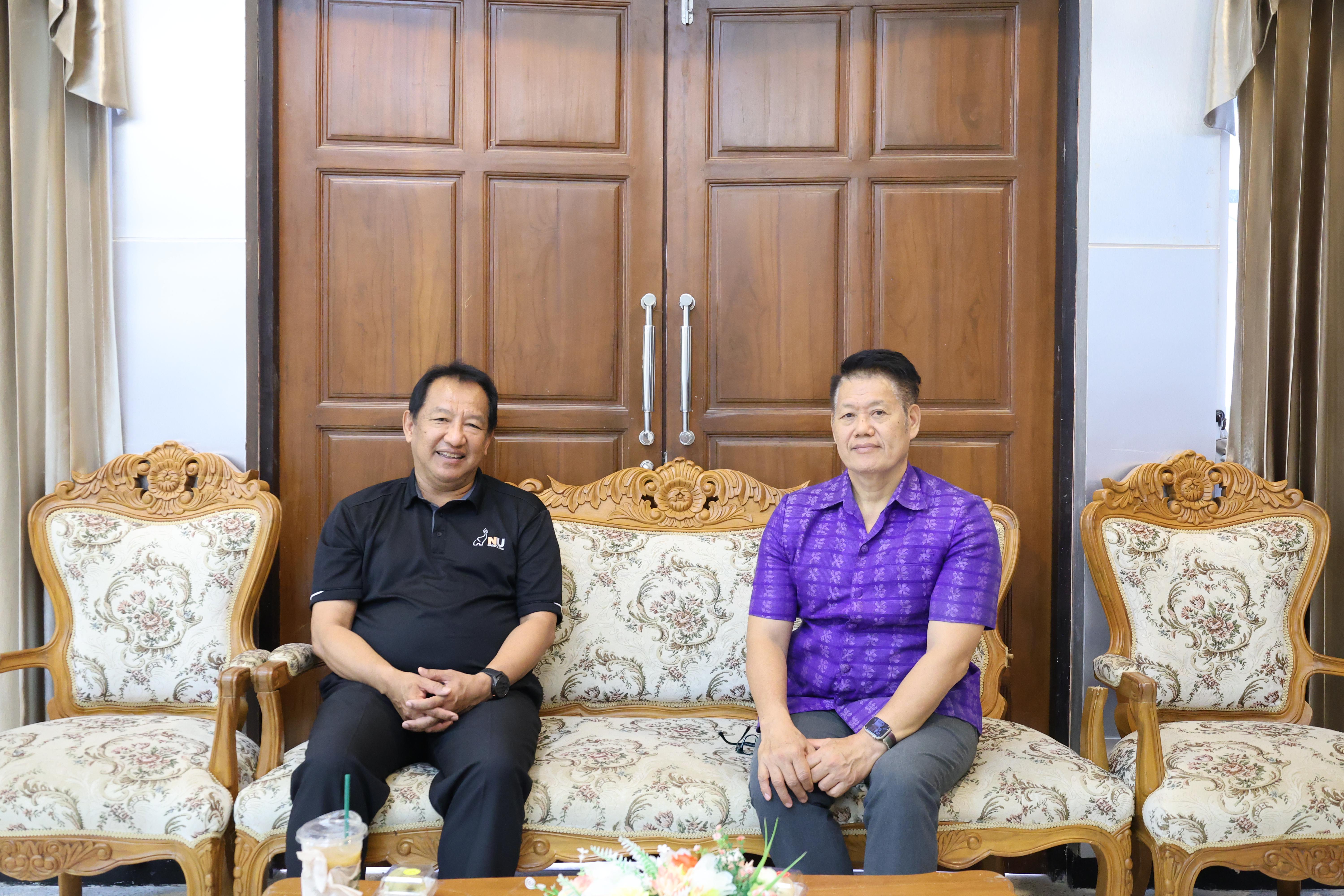 212. คณะครุศาสตร์ มหาวิทยาลัยราชภัฏกำแพงเพชร ได้จัดโครงการพัฒนาสมรรถนะครูของครู มหาวิทยาลัยราชภัฏ 38 แห่ง