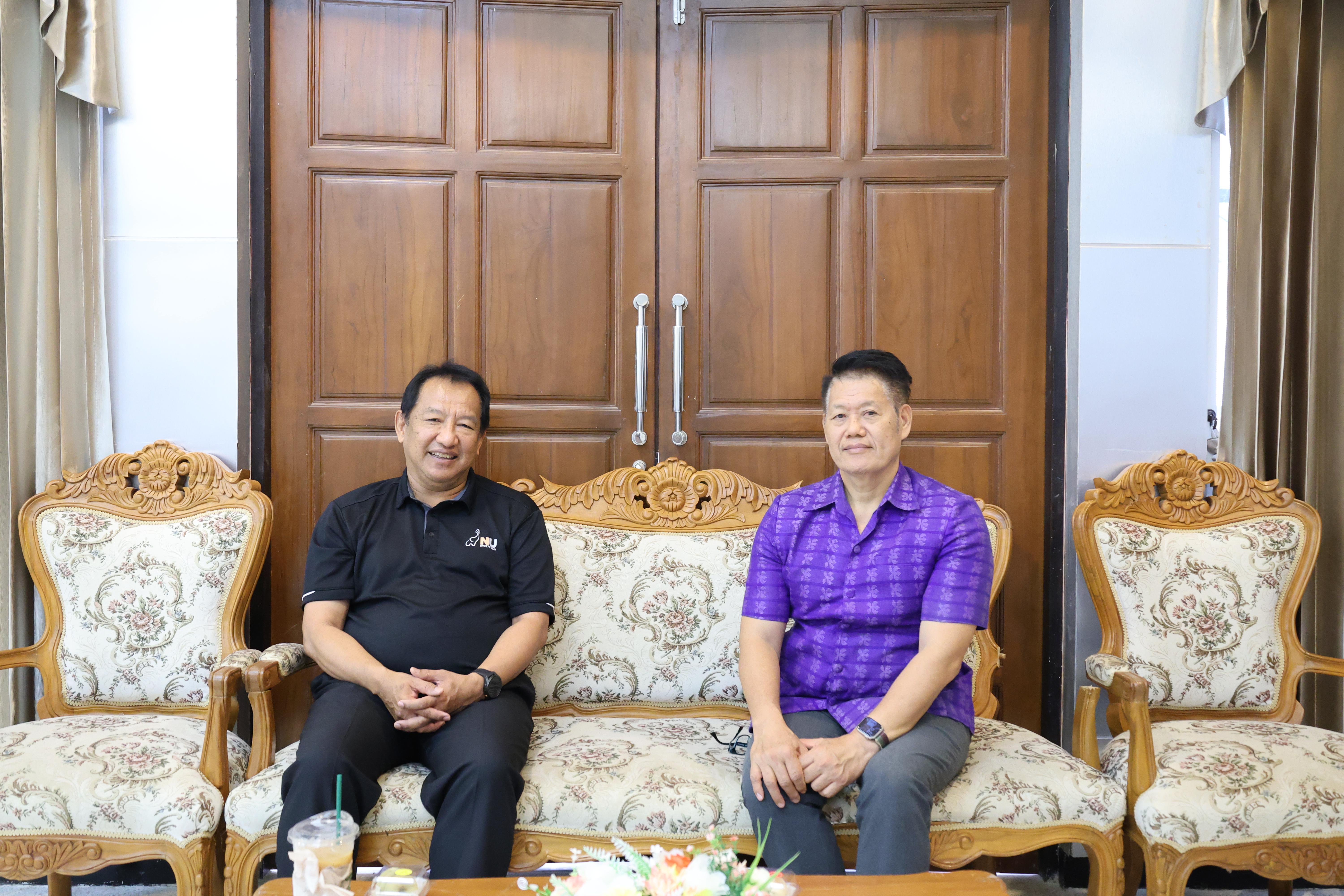 213. คณะครุศาสตร์ มหาวิทยาลัยราชภัฏกำแพงเพชร ได้จัดโครงการพัฒนาสมรรถนะครูของครู มหาวิทยาลัยราชภัฏ 38 แห่ง