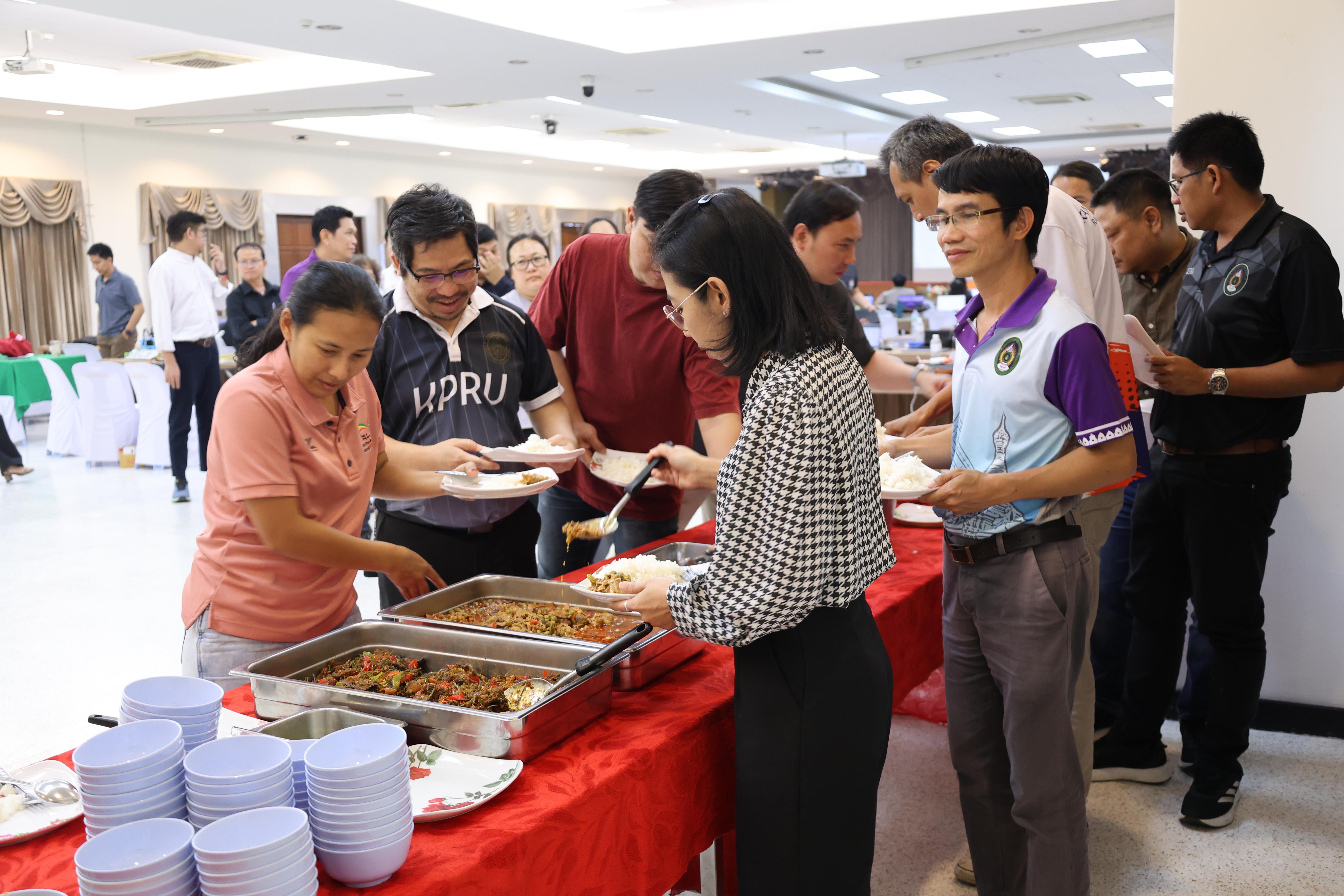 226. คณะครุศาสตร์ มหาวิทยาลัยราชภัฏกำแพงเพชร ได้จัดโครงการพัฒนาสมรรถนะครูของครู มหาวิทยาลัยราชภัฏ 38 แห่ง